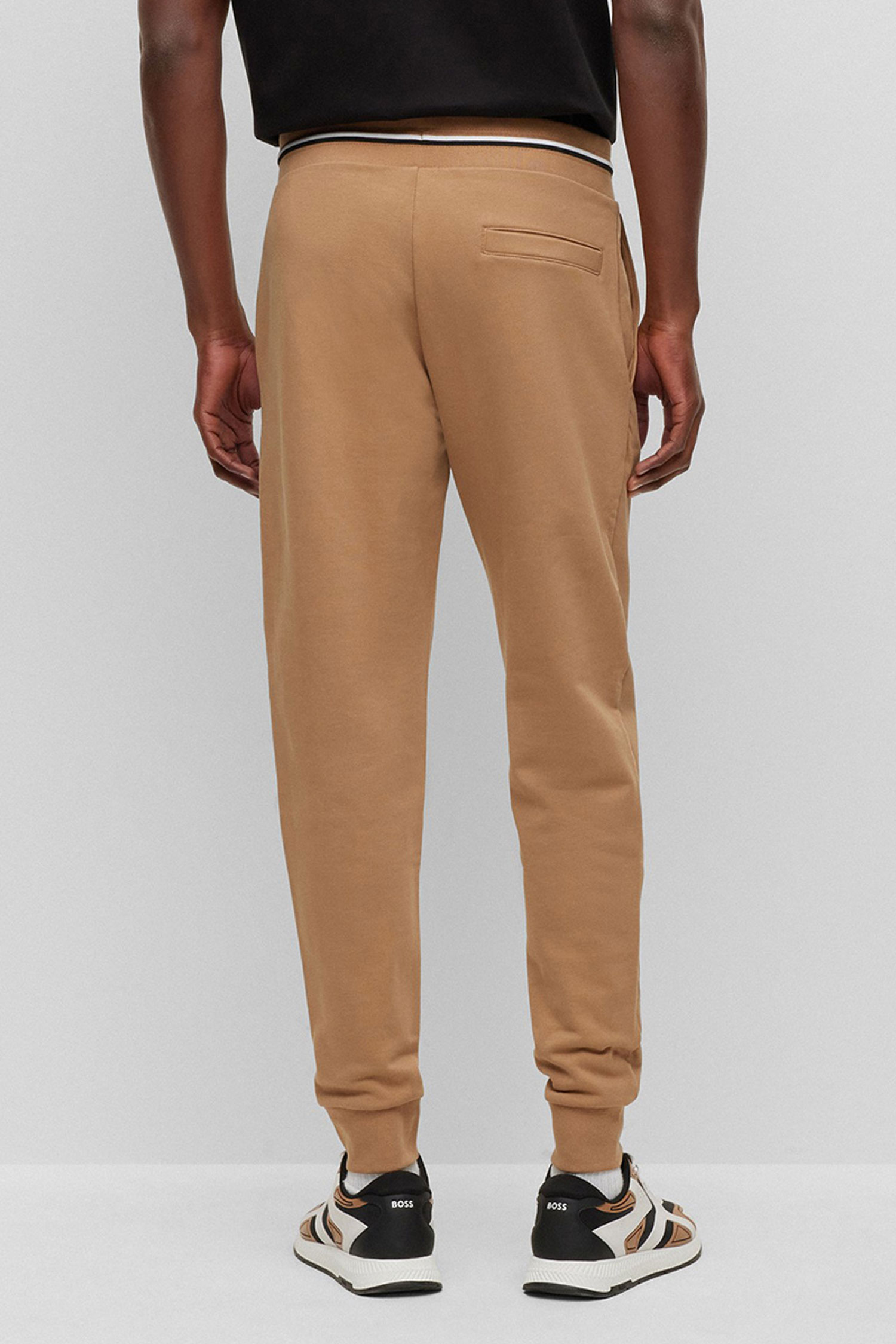 Мужские бежевые спортивные брюки BOSS 50489503;260