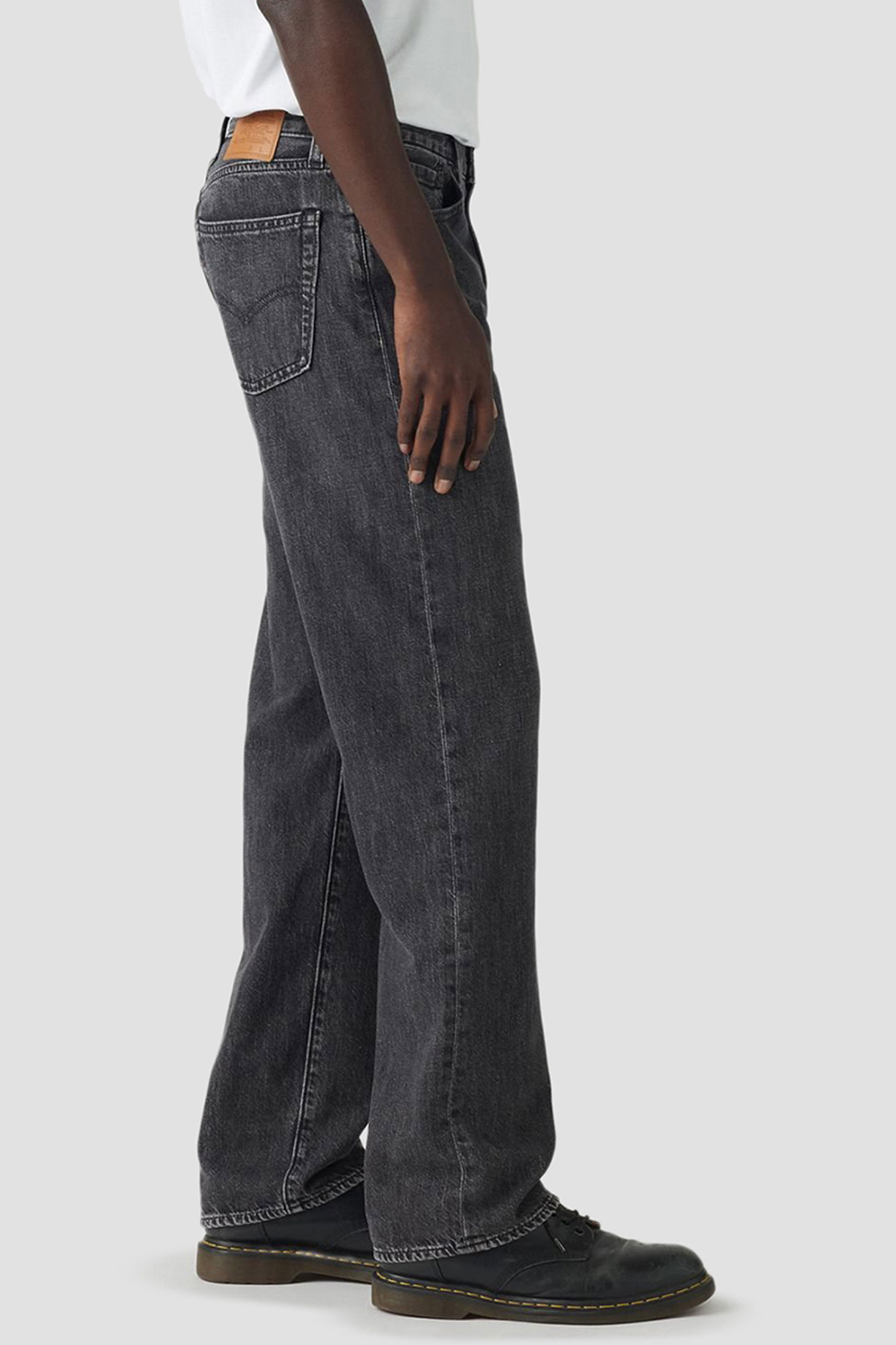Чоловічі чорні джинси 555™ Relaxed Straight Levi’s® 000LO;0010