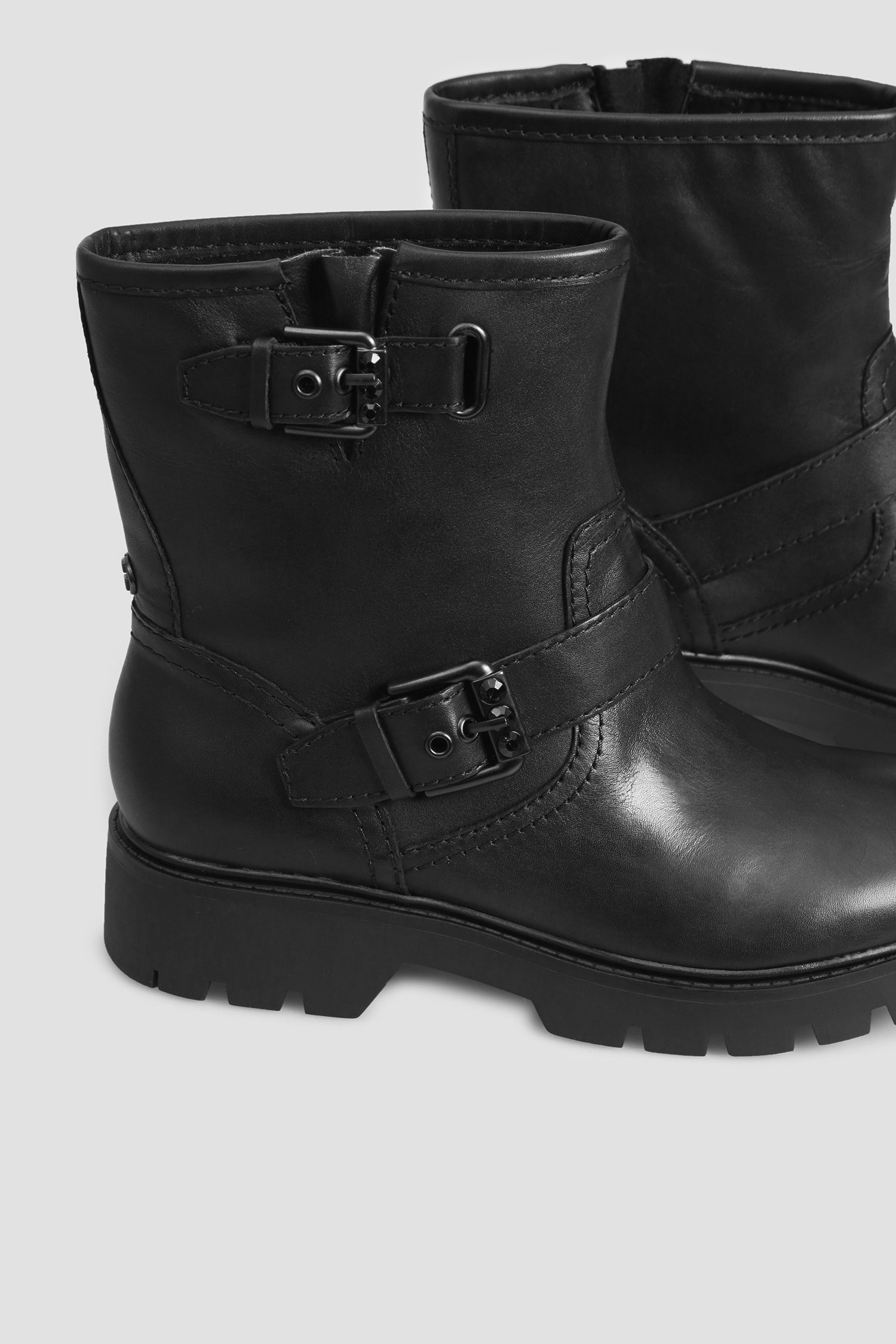 Жіночі чорні шкіряні черевики Guess FL8RAH.LEA10;BLACK