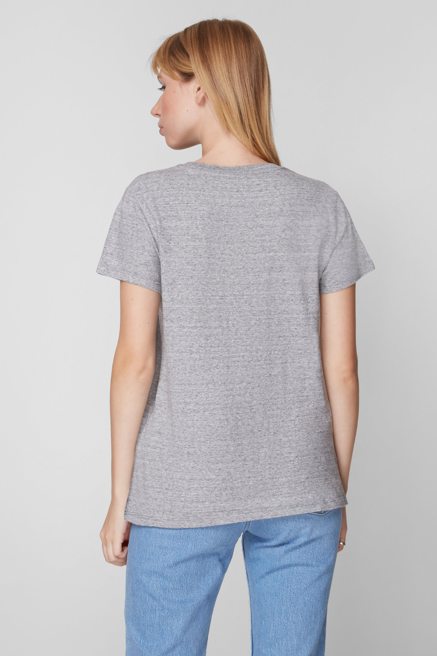 Жіноча сіра футболка Levi’s® 17369;0303