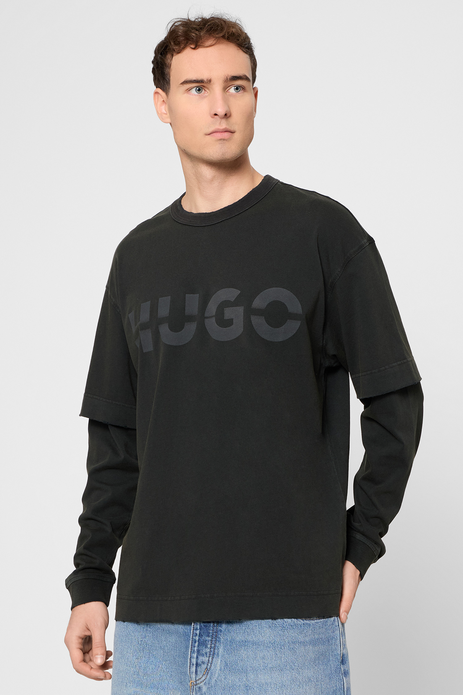 Чоловічий чорний лонгслів HUGO BLUE 50546541;036