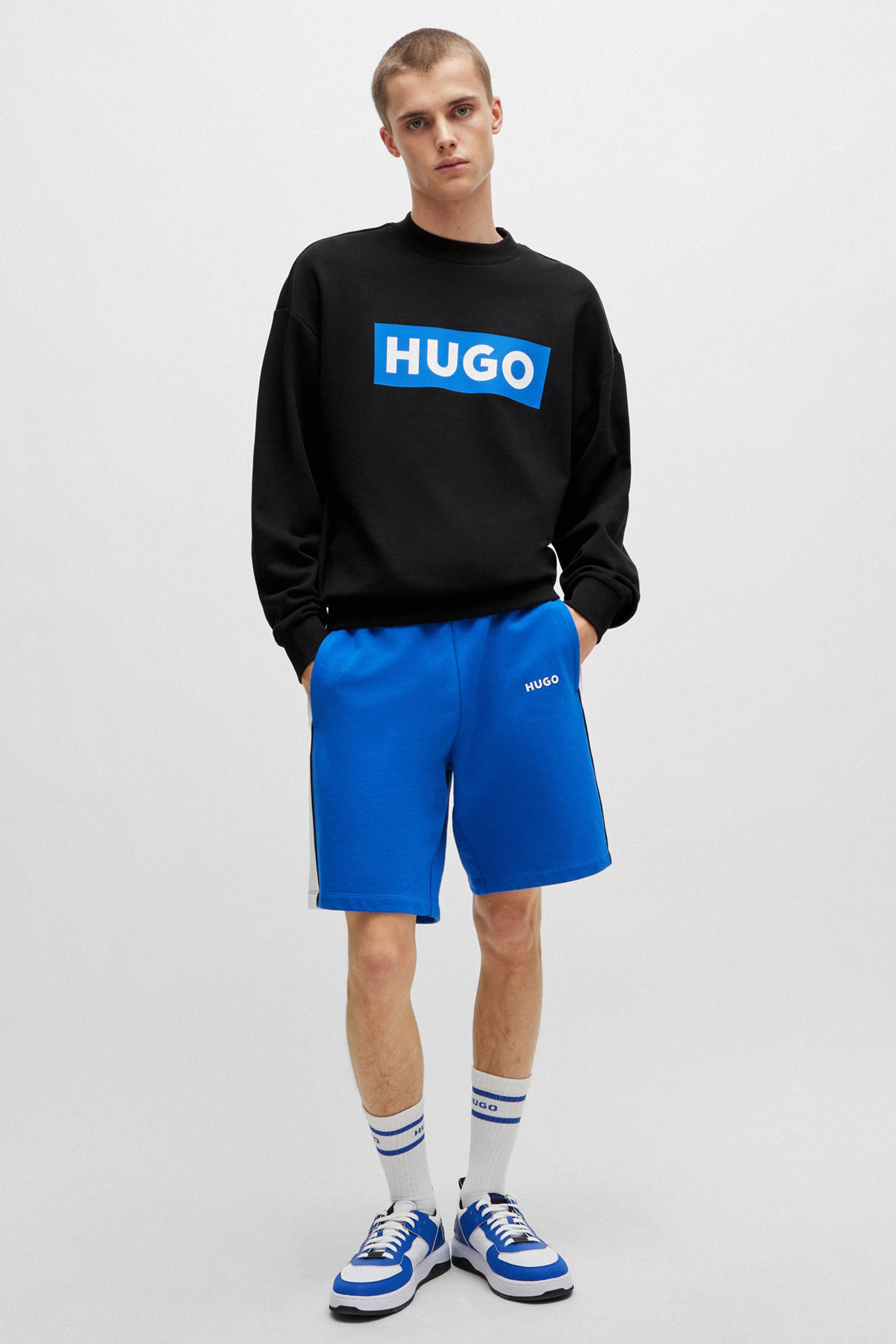 Чоловічий чорний світшот HUGO BLUE 50522375;001