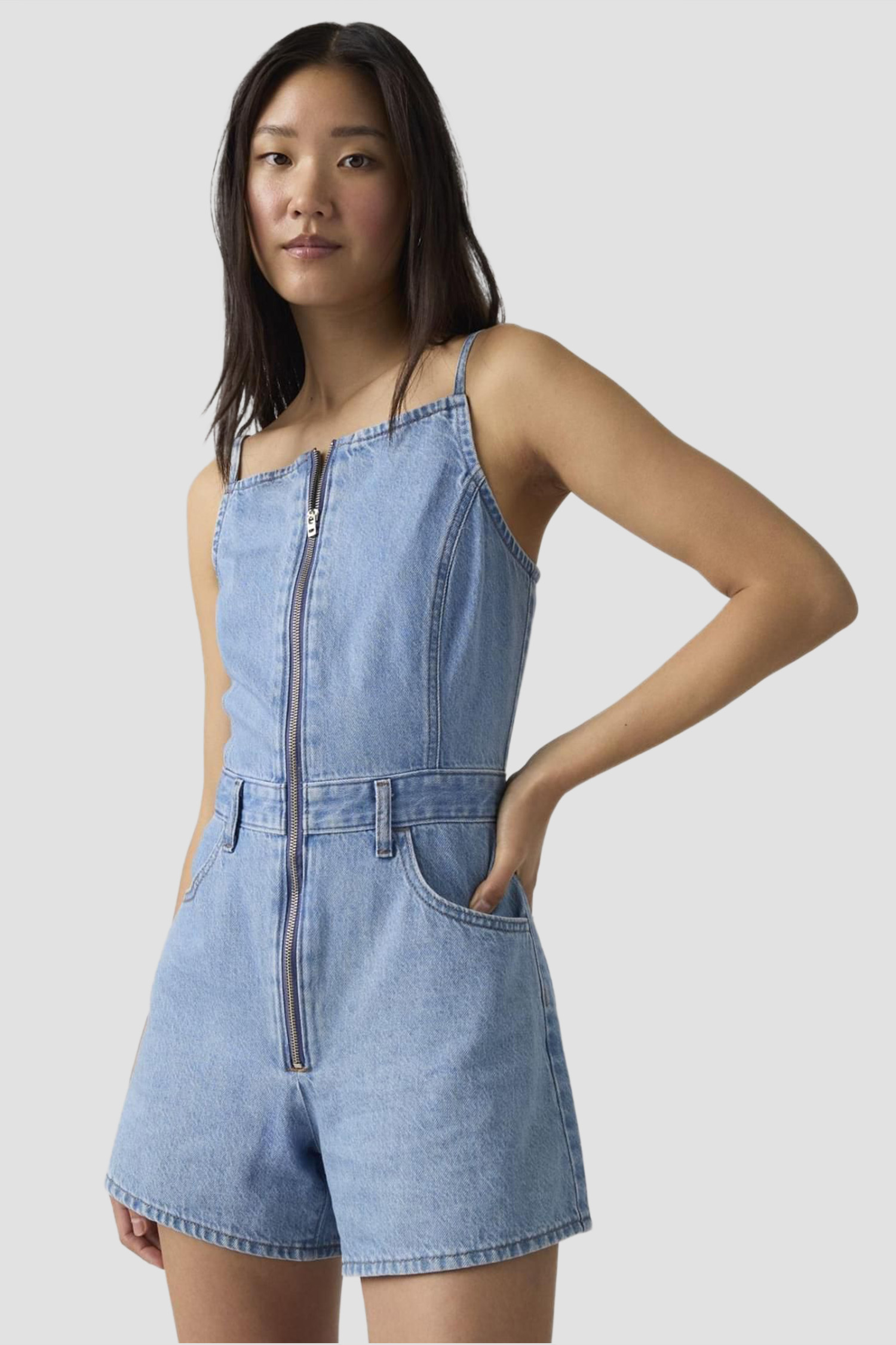 Женский голубой джинсовый комбинезон Levi’s® 005NW;0001