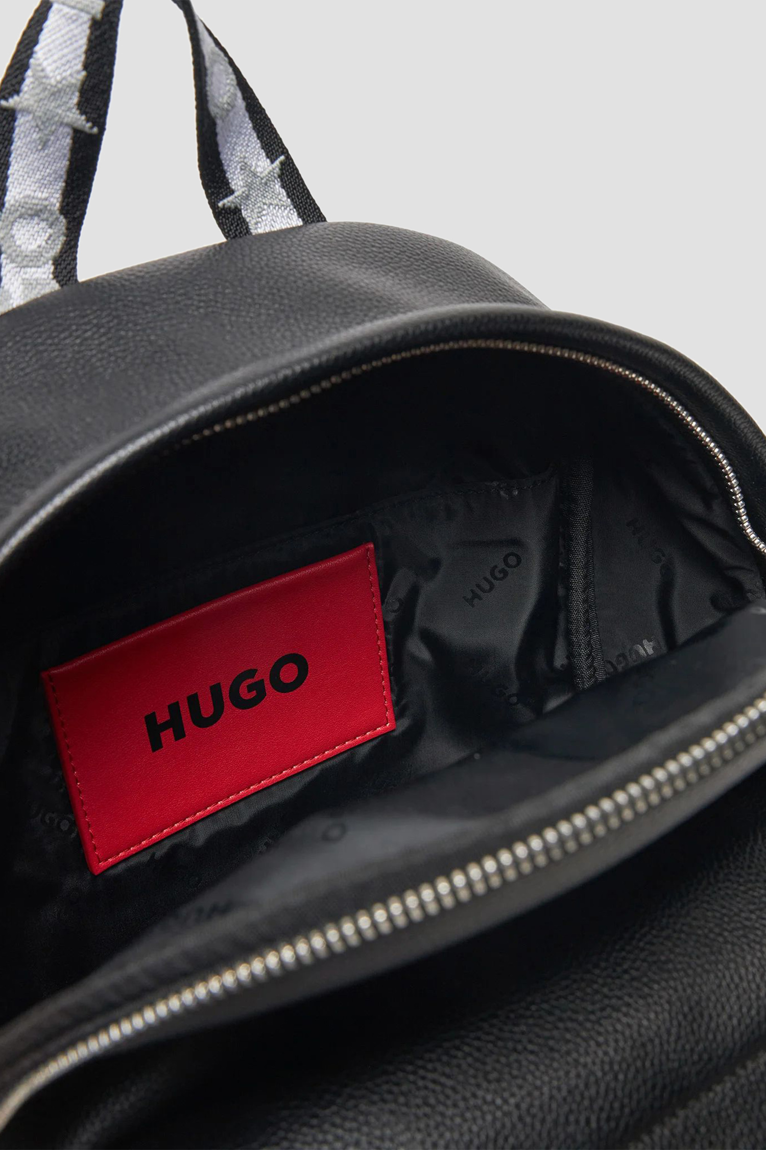 Женский черный кожаный рюкзак HUGO 50543261;001