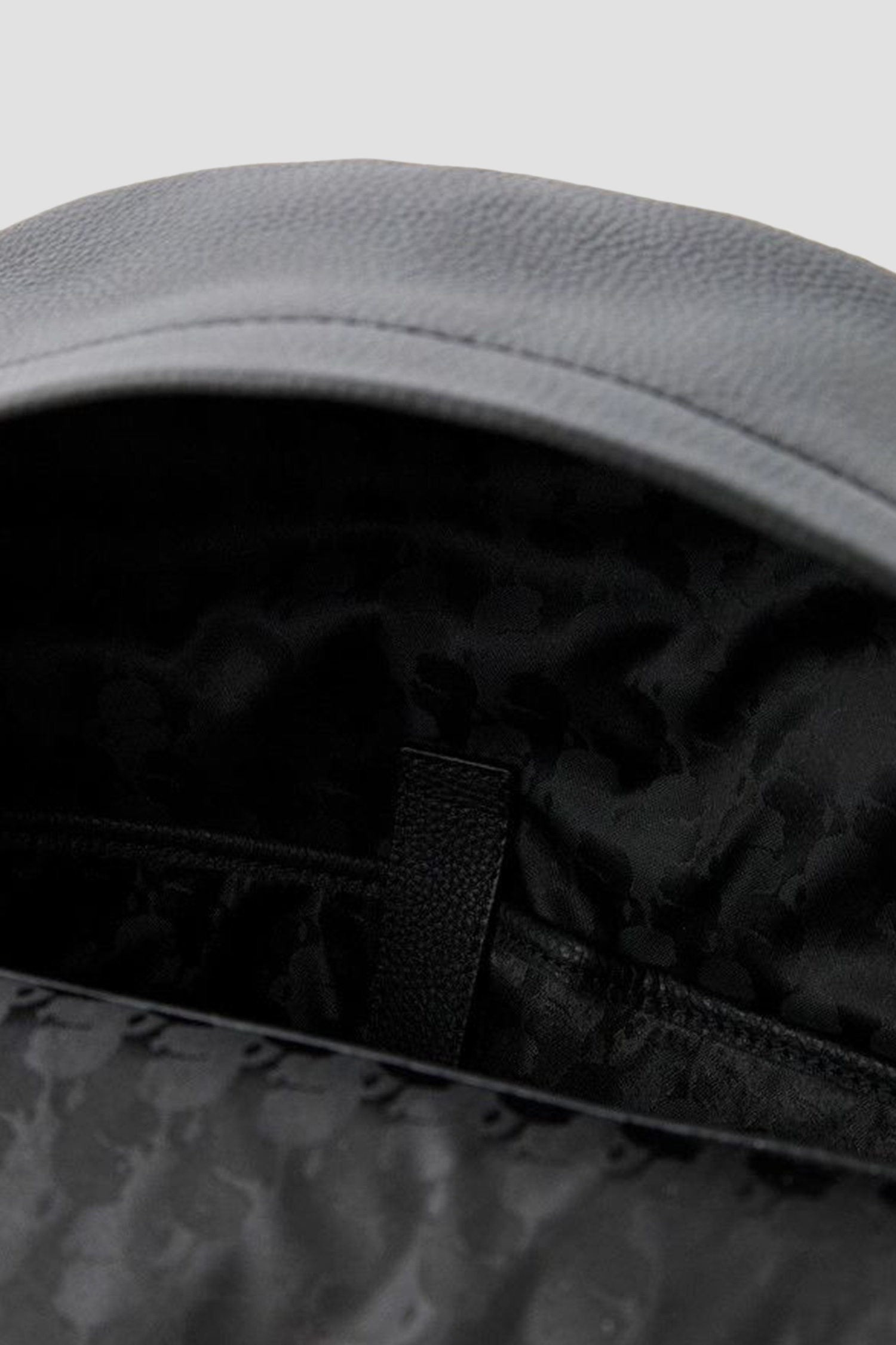 Чоловічий чорний шкіряний рюкзак Karl Lagerfeld 534451.815908;990