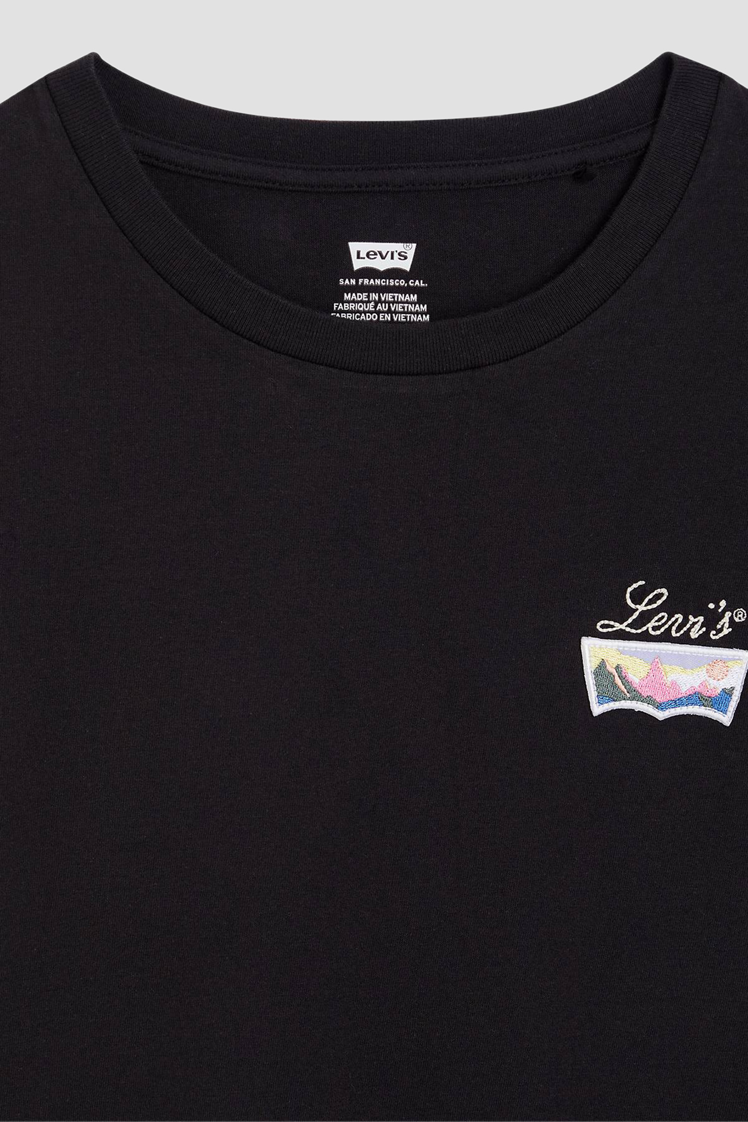 Женская черная футболка Levi’s® 17369;2447