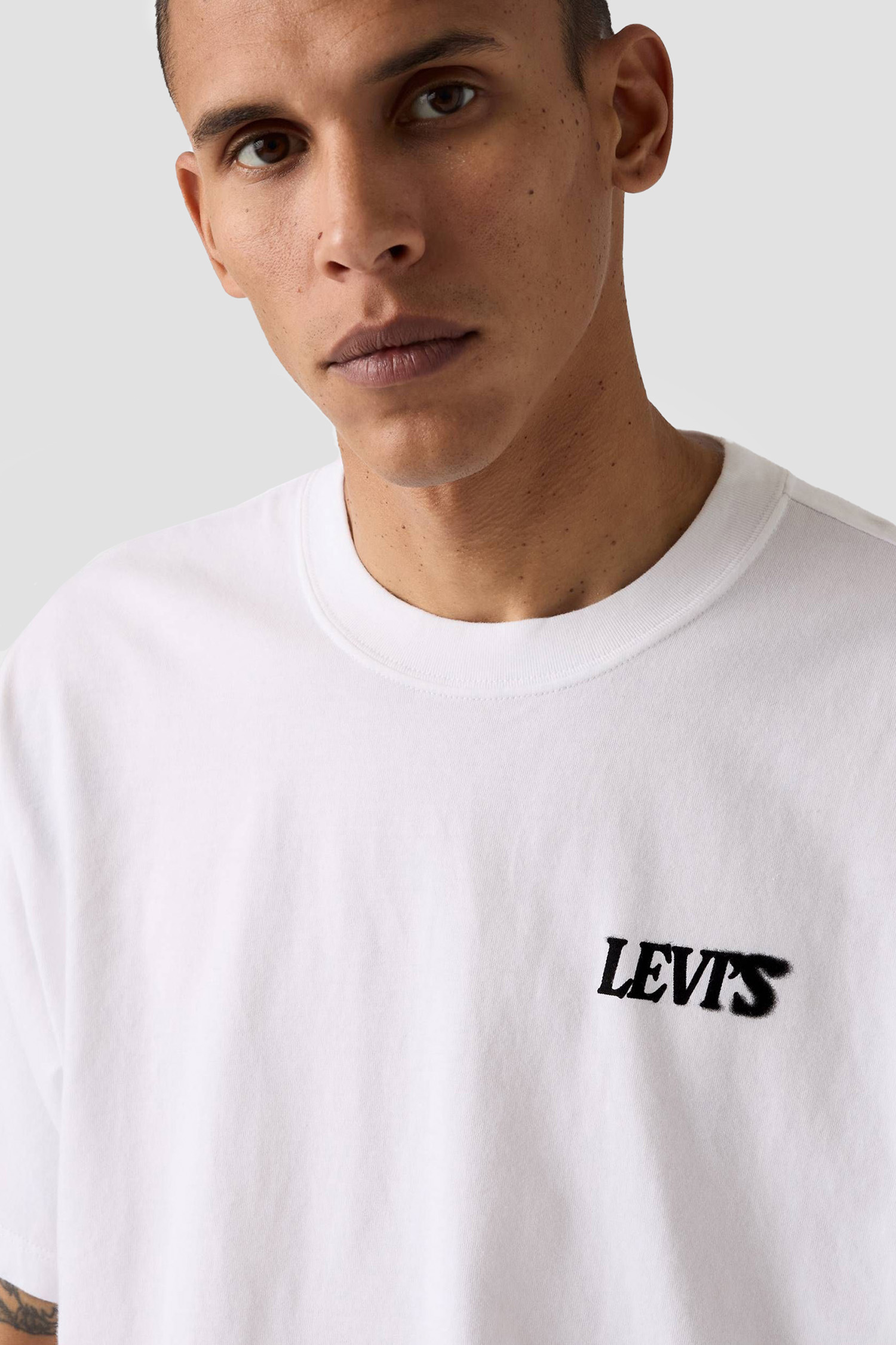 Мужская белая футболка Levi’s® 87373;0468