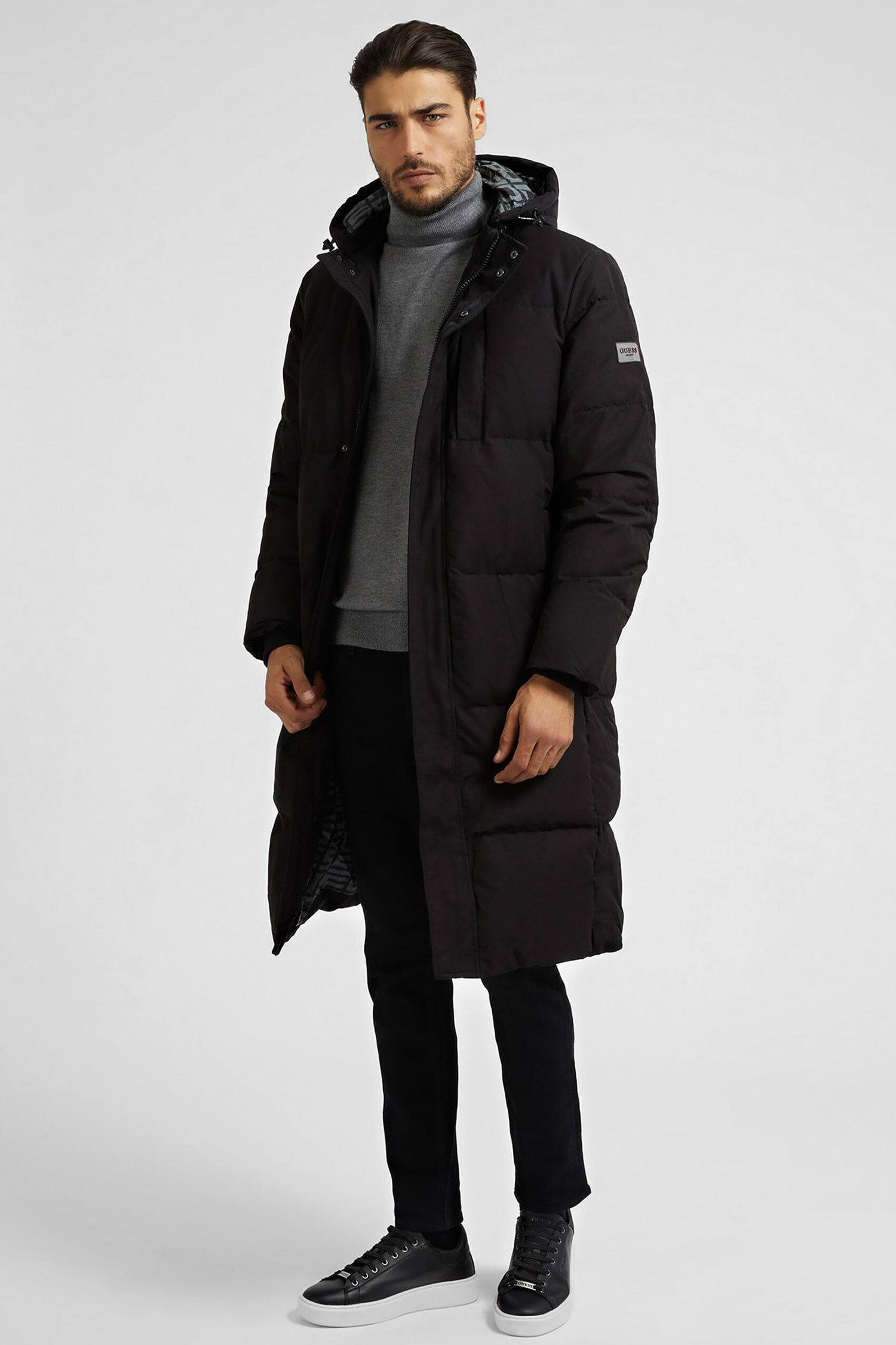 Чоловічий чорний пуховик Guess M2BL47.WEZL2;JBLK