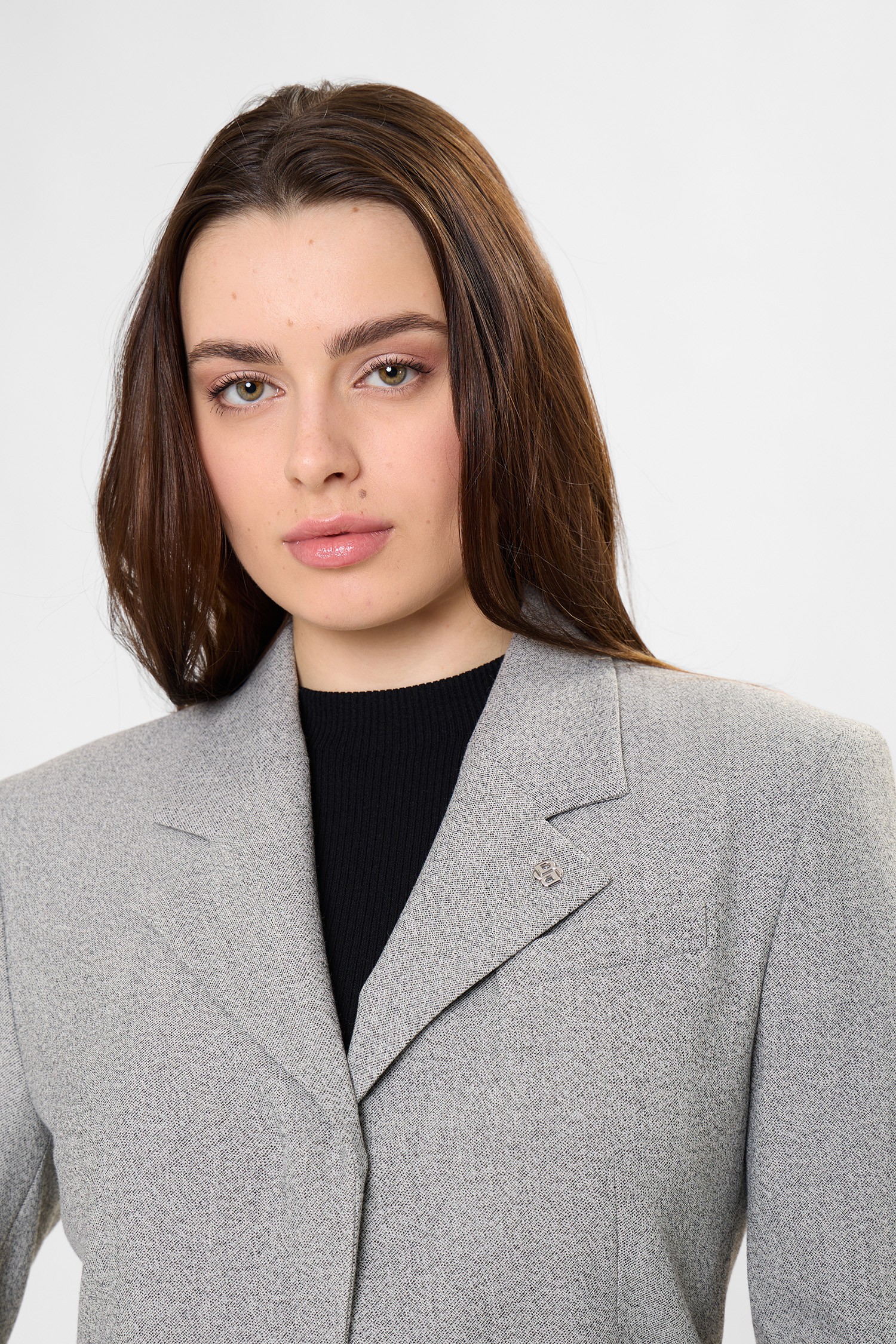 Жіночий сірий жакет BOSS 50554946;047