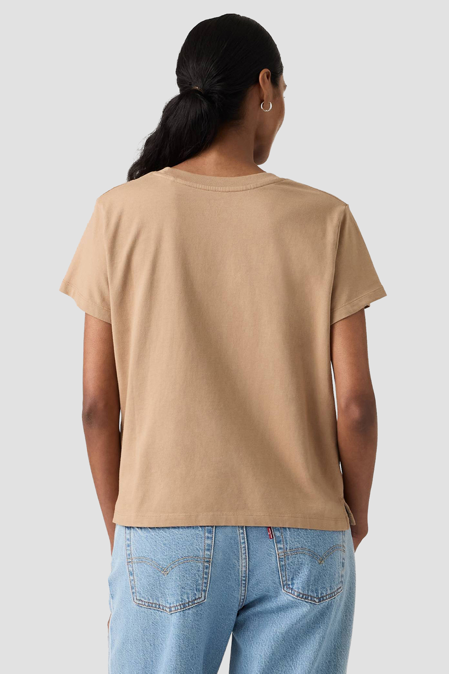 Женская бежевая футболка Levi’s® A8804;0067