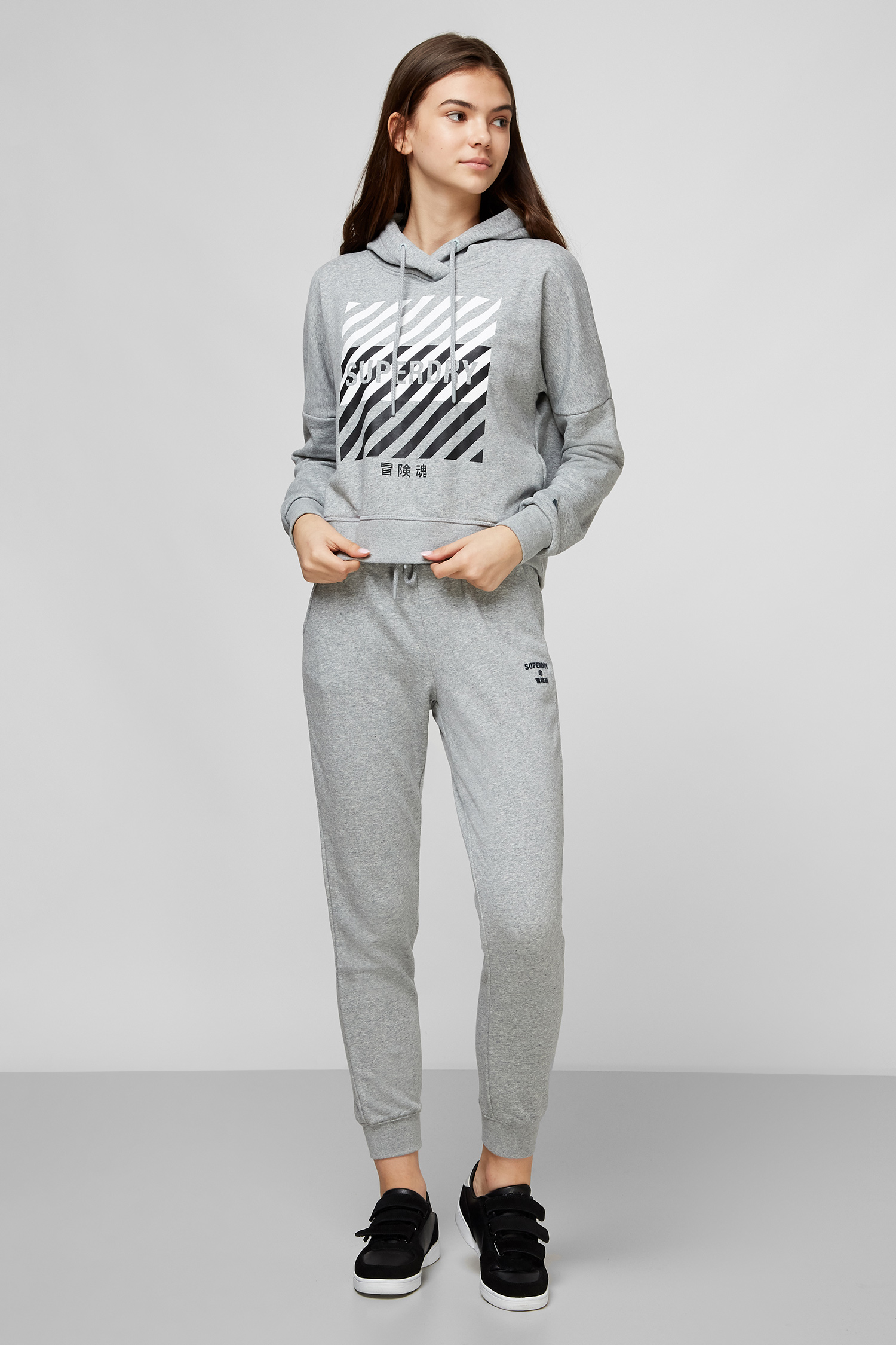 Сірі спортивні штани для дівчат SuperDry WS310183A;07Q