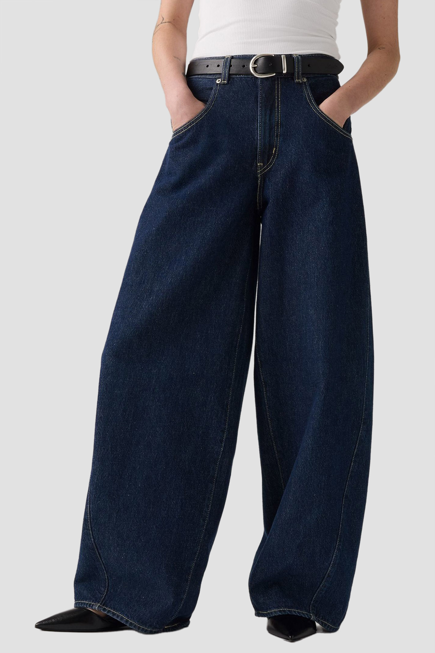 Женские темно-синие джинсы Super Baggy Barrel Levi’s® 003NF;0001