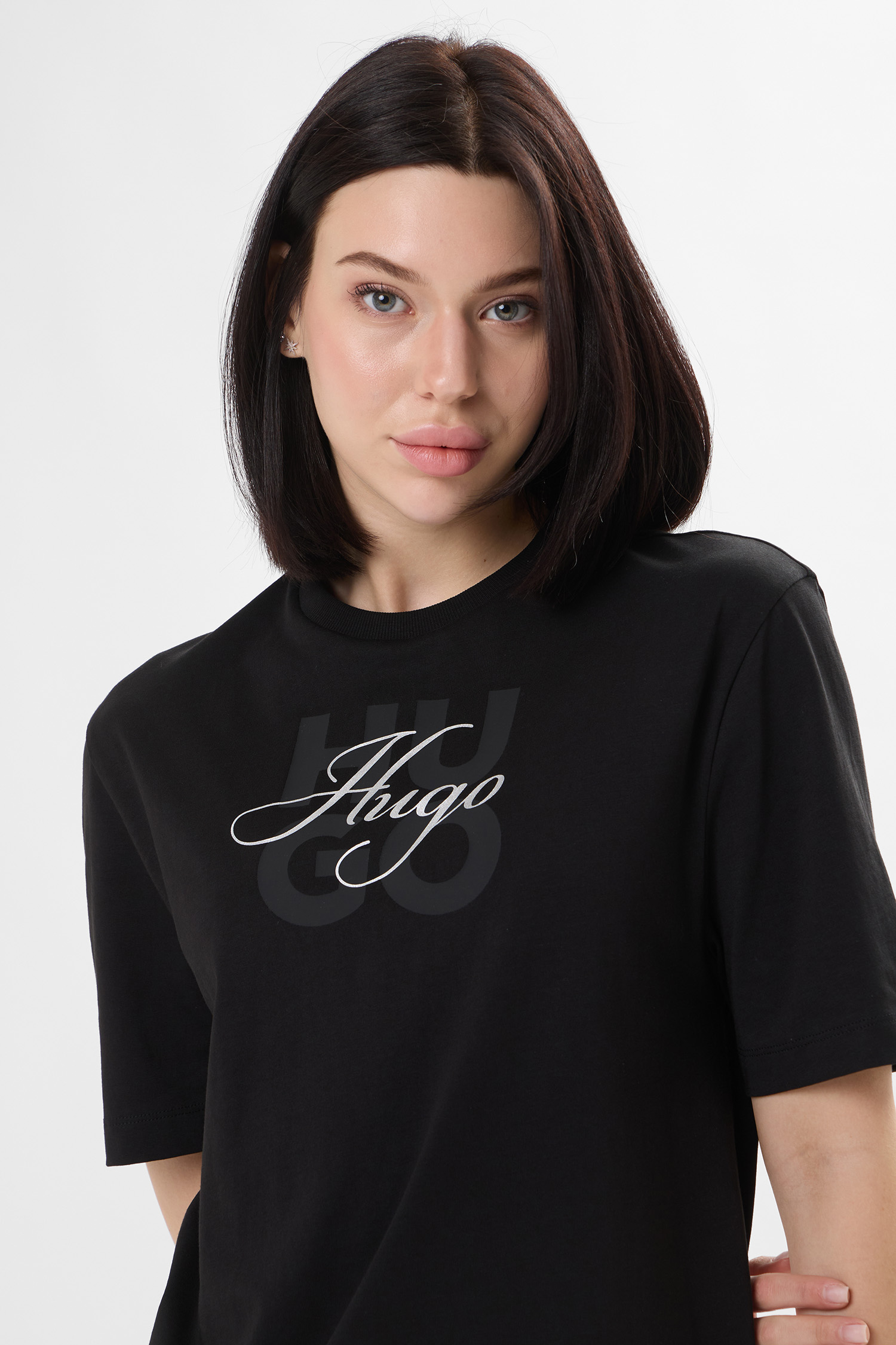 Жіноча чорна футболка HUGO 50566678;001