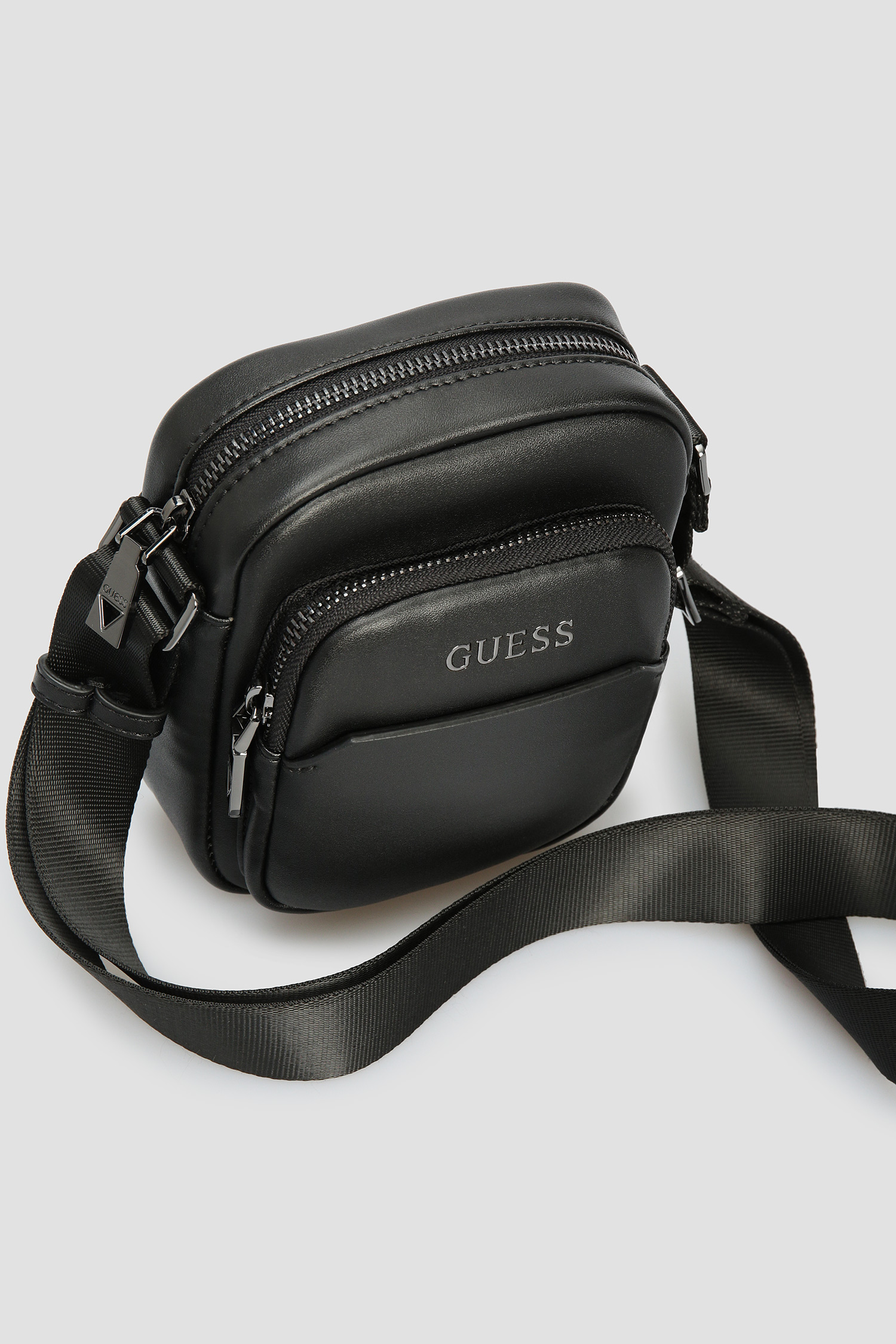 Мужская черная сумка через плечо Guess HMSCLA.P1126;BLA — Ultrashop