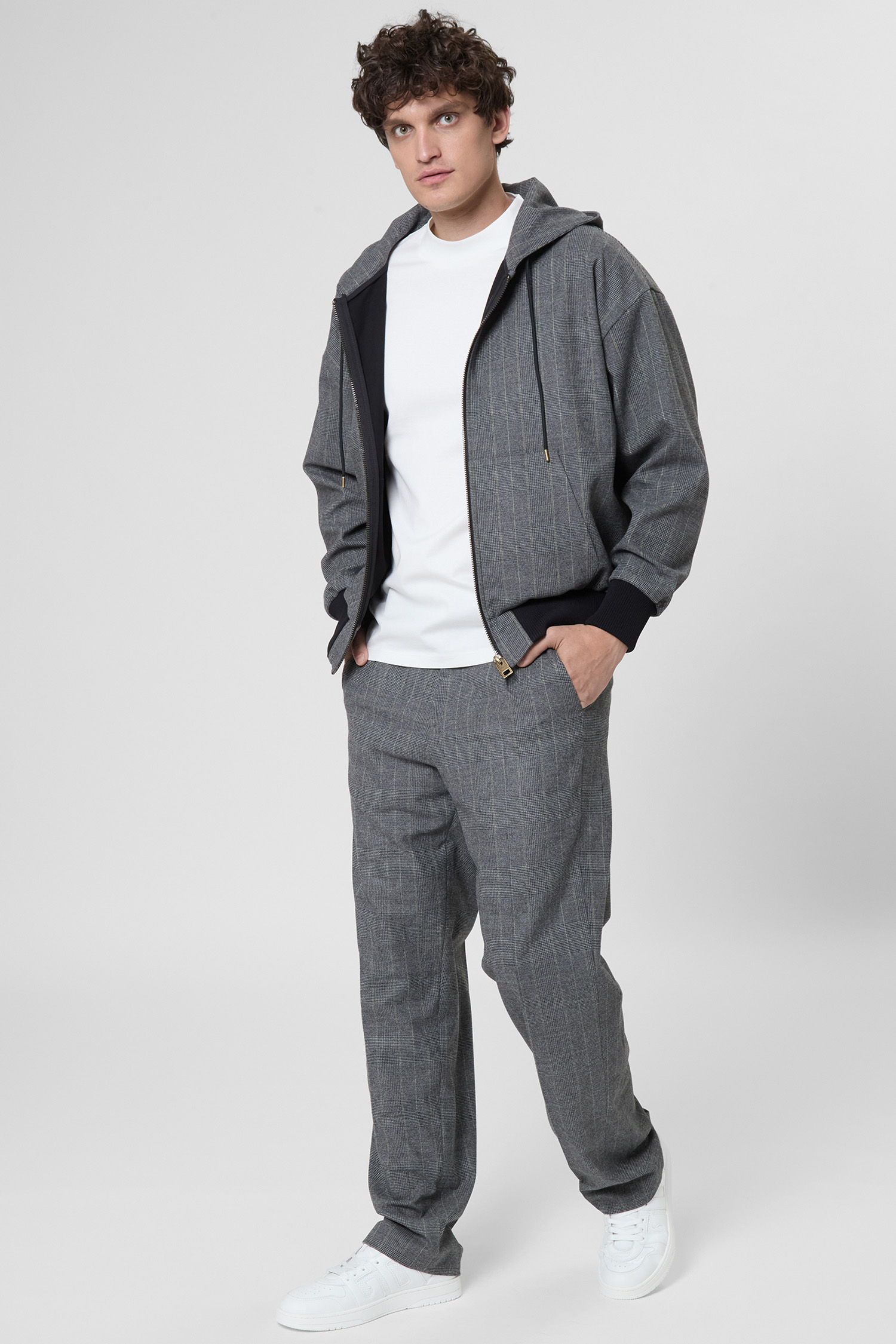 Чоловічі сірі картаті брюки HUGO 50544680;030