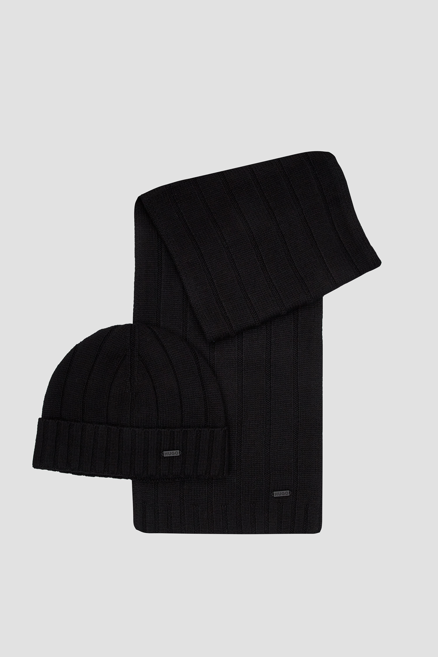 Мужской черный набор аксессуаров (шапка, шарф) HUGO 50495806;001