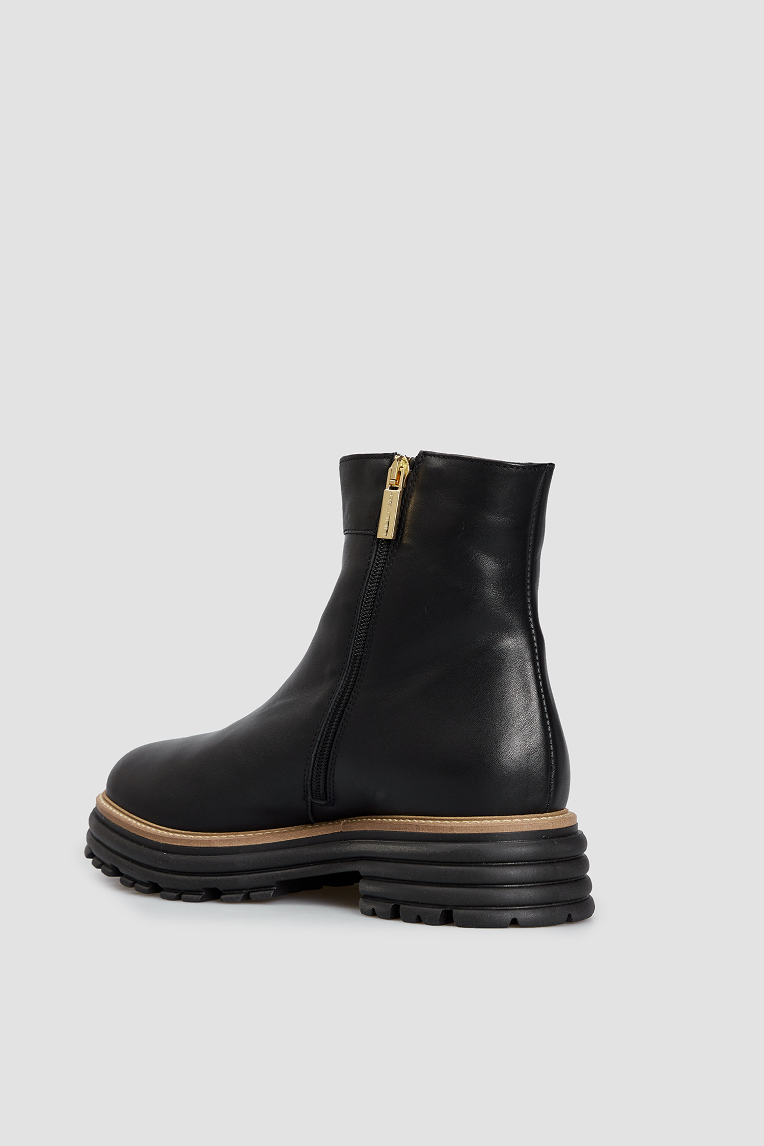 Жіночі чорні шкіряні напівчоботи BALDININI D4B083A1VISH;NEPL