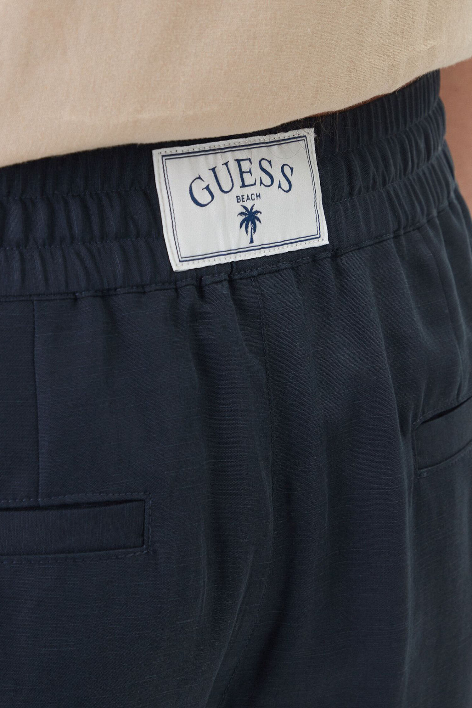 Чоловічі темно-сині шорти Guess F6GD01.WN202;A73L