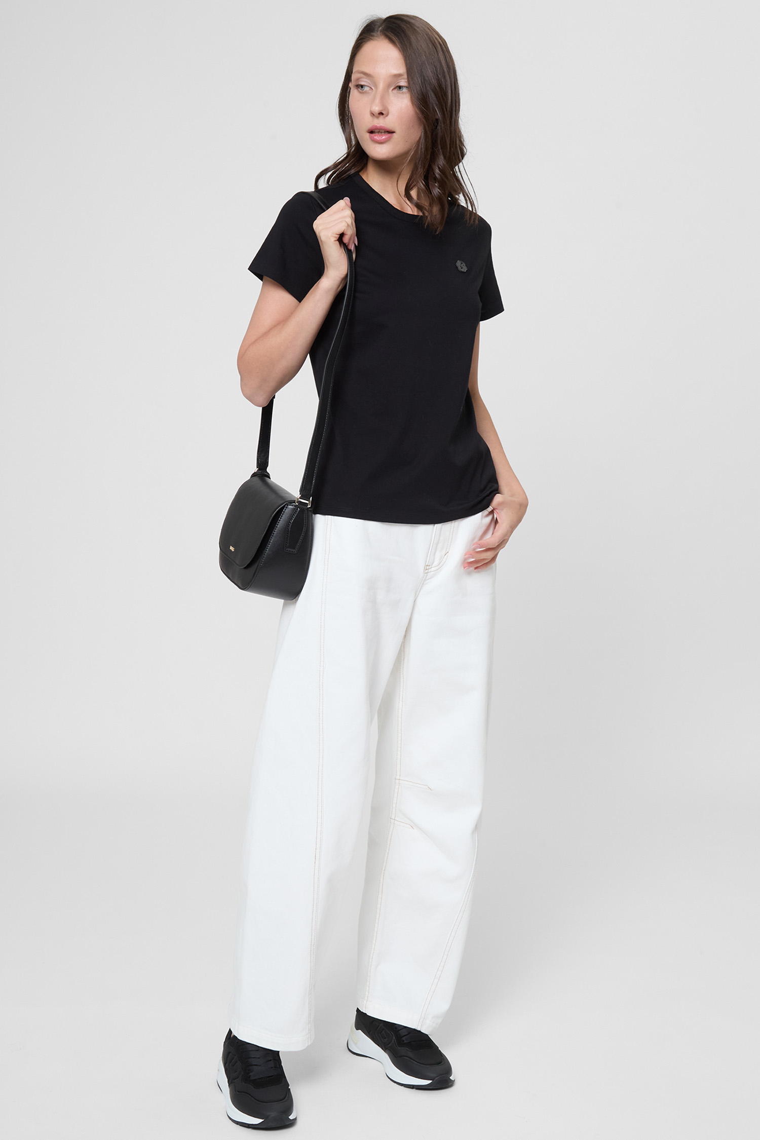 Женская черная кожаная сумка BOSS 50547756;001