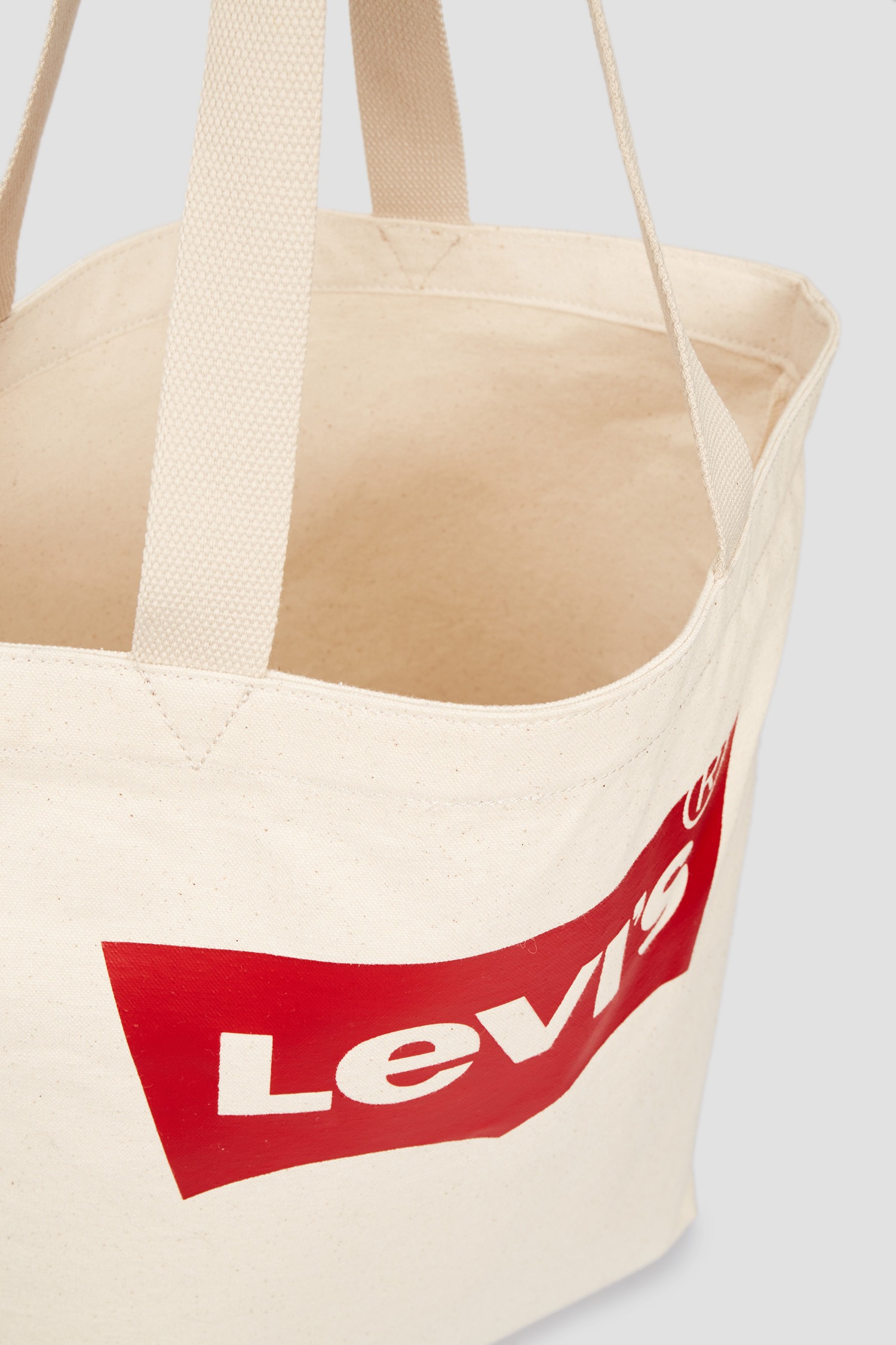 Женский белый шоппер Levi’s® 227853;6.21 — Ultrashop