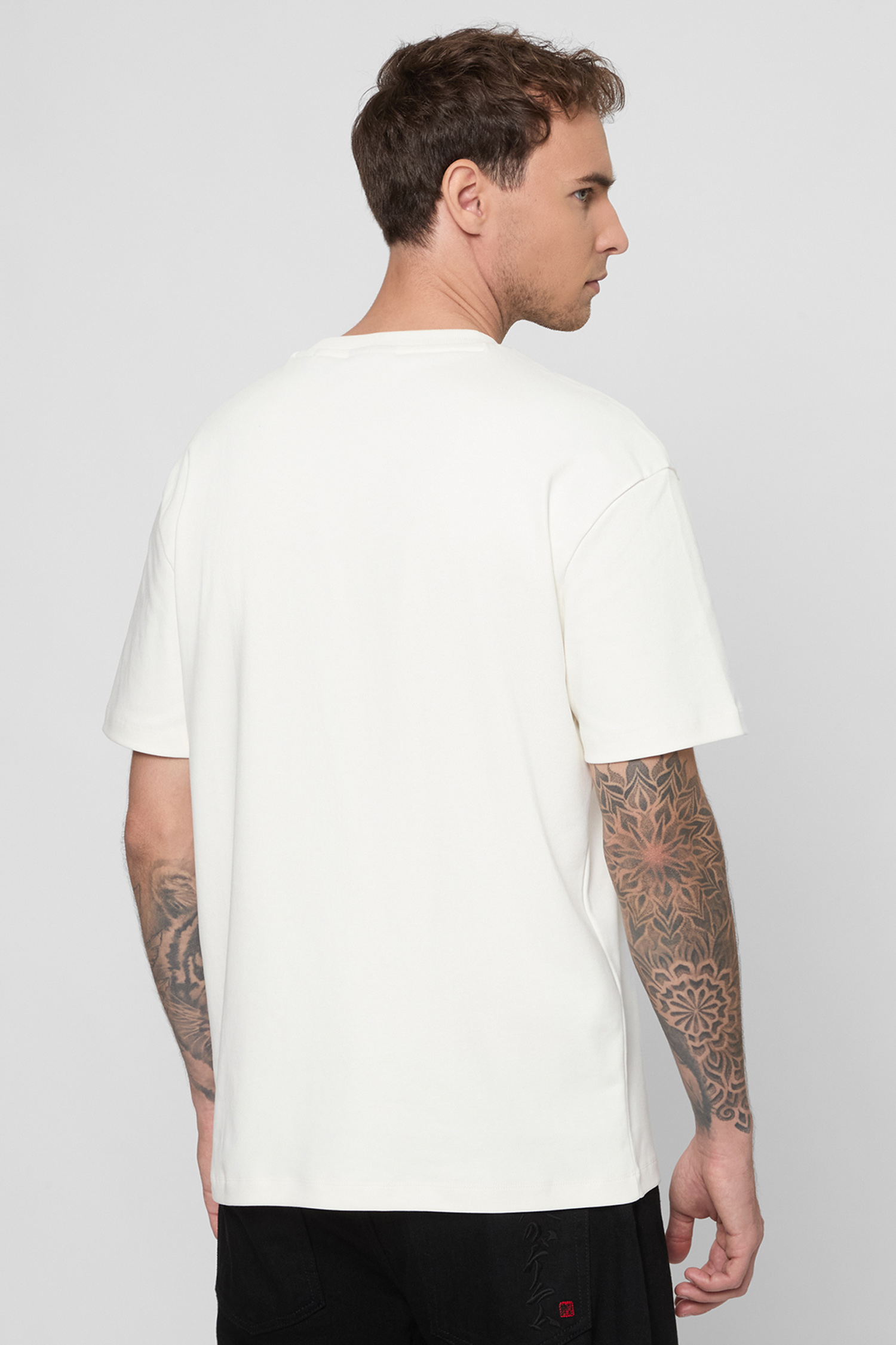 Чоловіча біла футболка HUGO 50505201;103