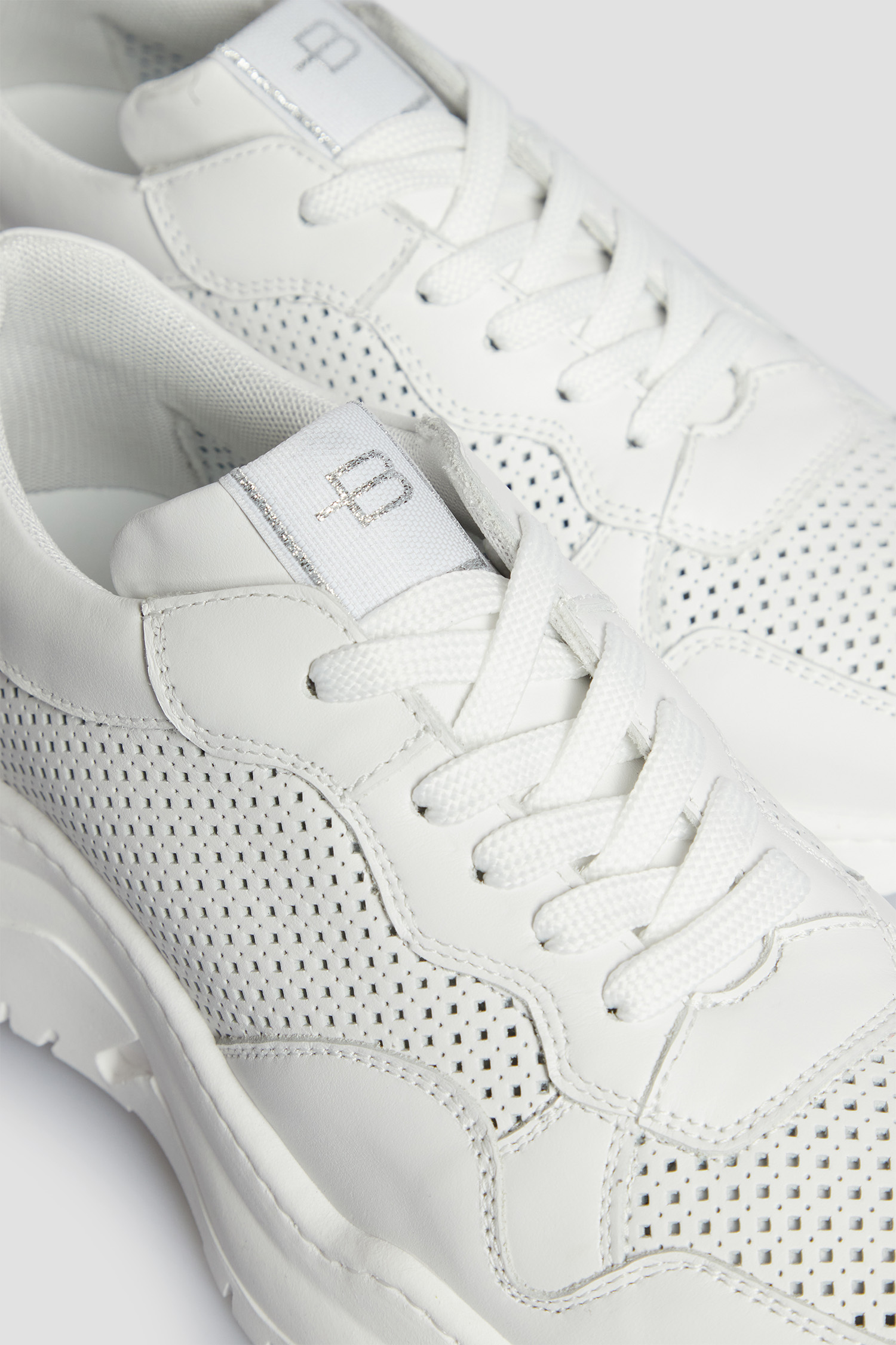 Женские белые кожаные кроссовки BALDININI D4E606T1VIFO;9000