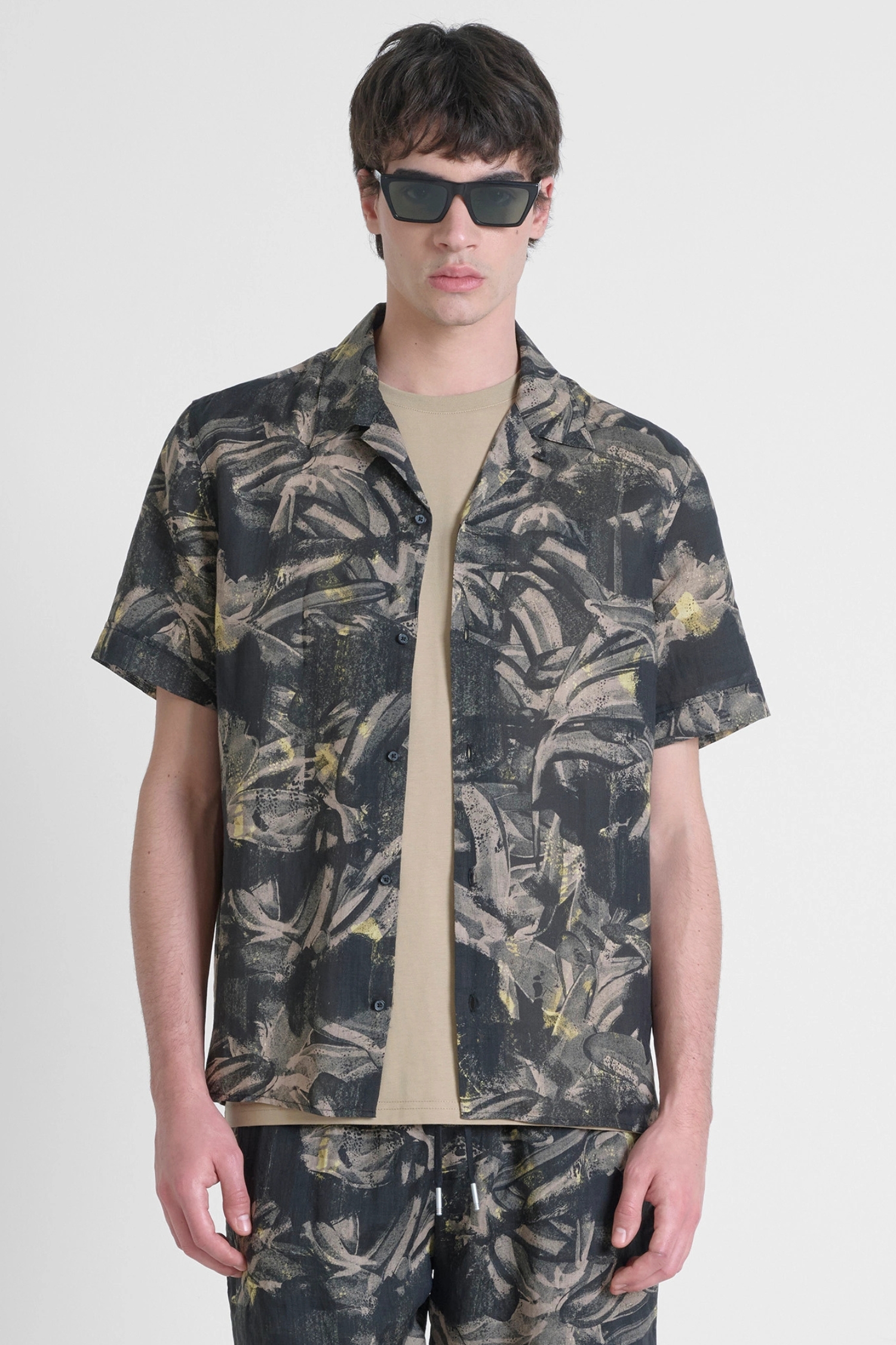 Мужская черная рубашка с узором Antony Morato MMSS00189.FA430638;9000