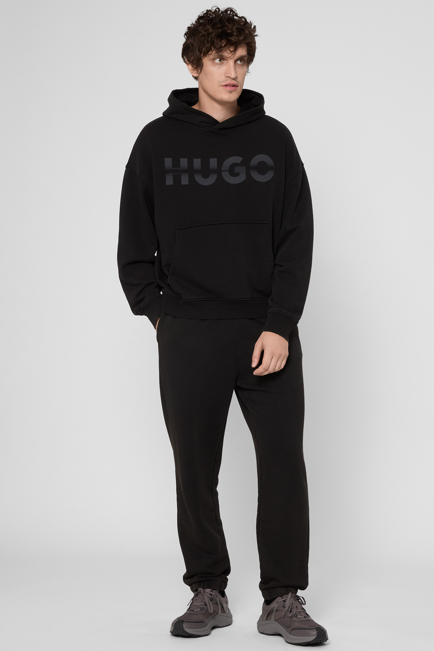 Мужское черное худи HUGO BLUE 50546532;036