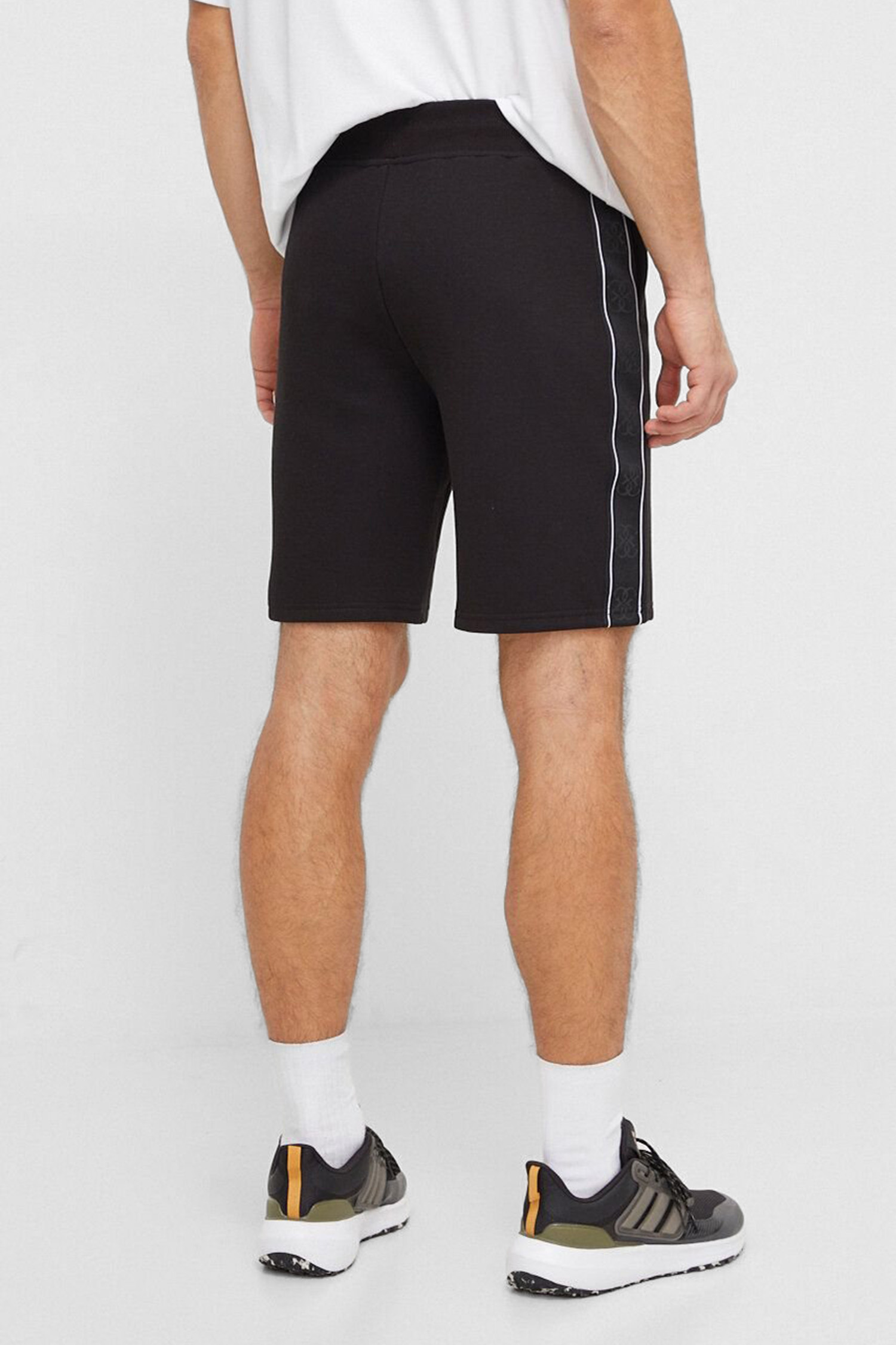 Чоловічі чорні шорти Guess Z4RD04.KB3P2;JBLK