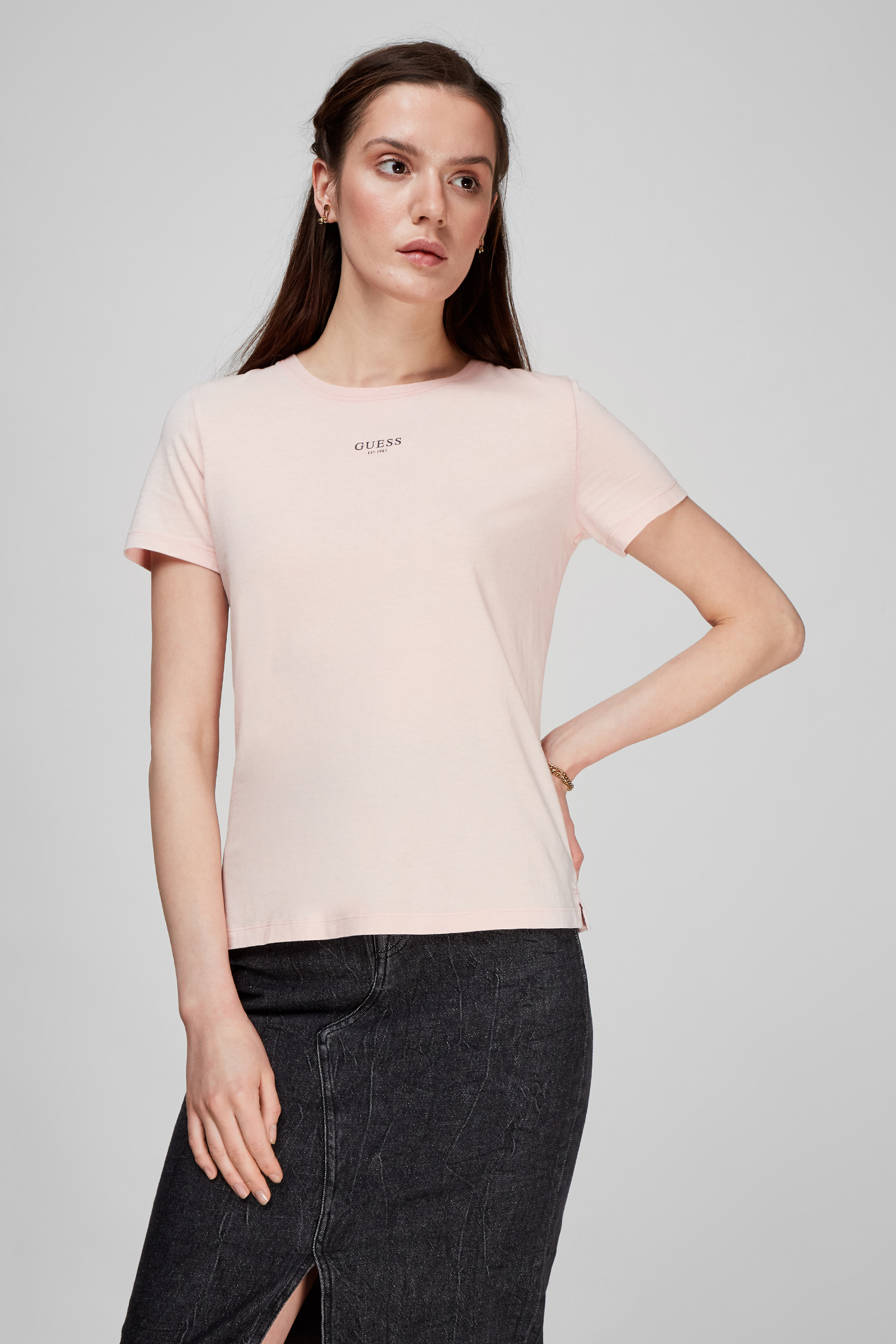 Жіноча персикова футболка Guess W1BI12.K46D1;F60L