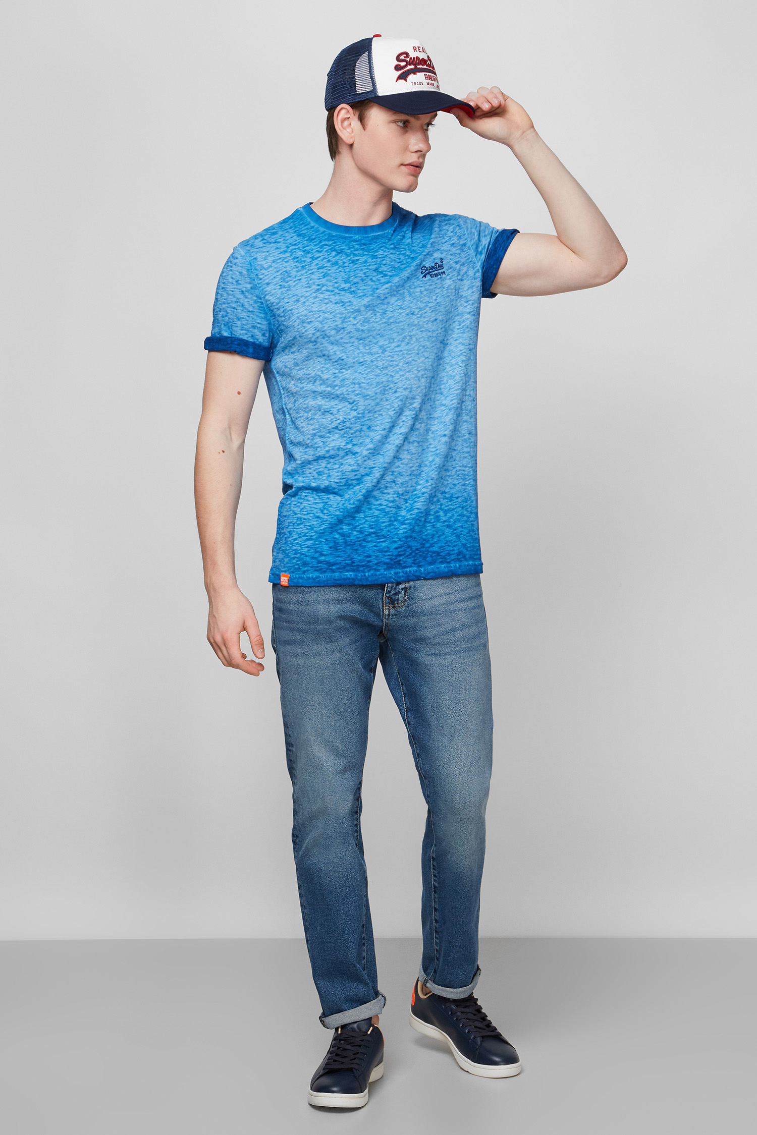 Блакитна футболка для хлопців SuperDry M1010025A;69H