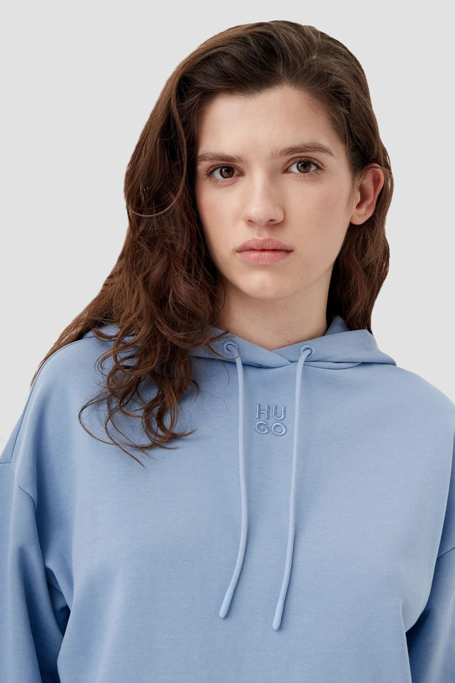 Женское голубое худи HUGO 50522423;452