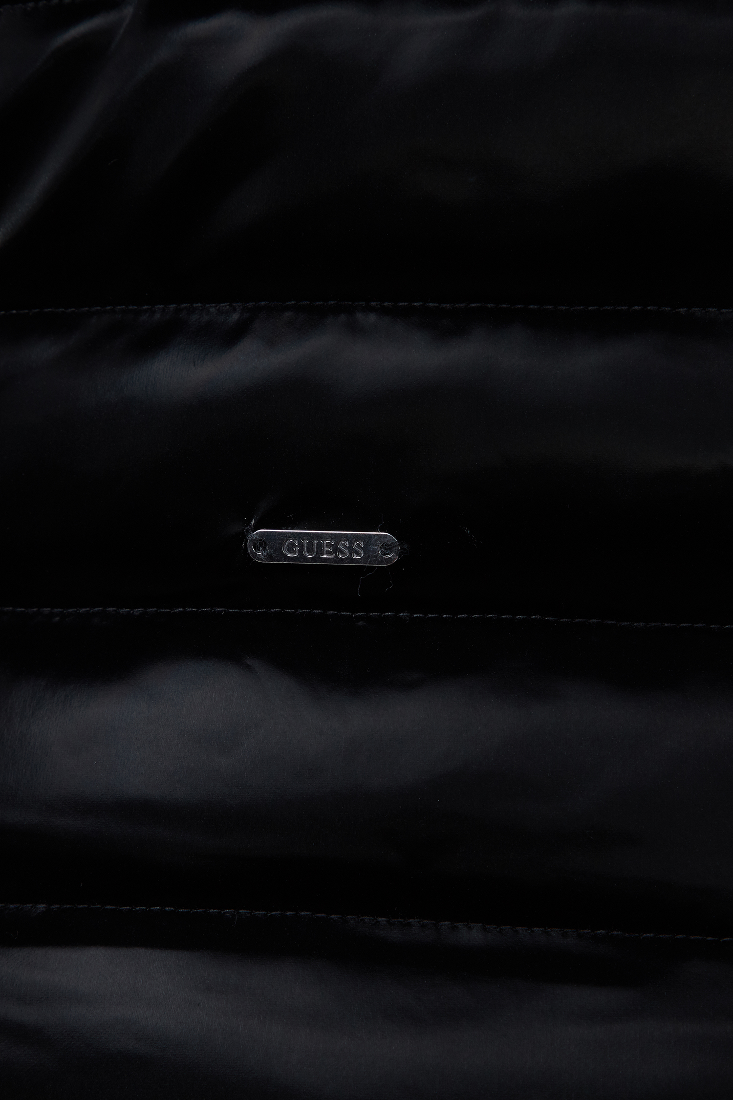 Женская черная куртка Guess W3YL14.WFJ10;JBLK