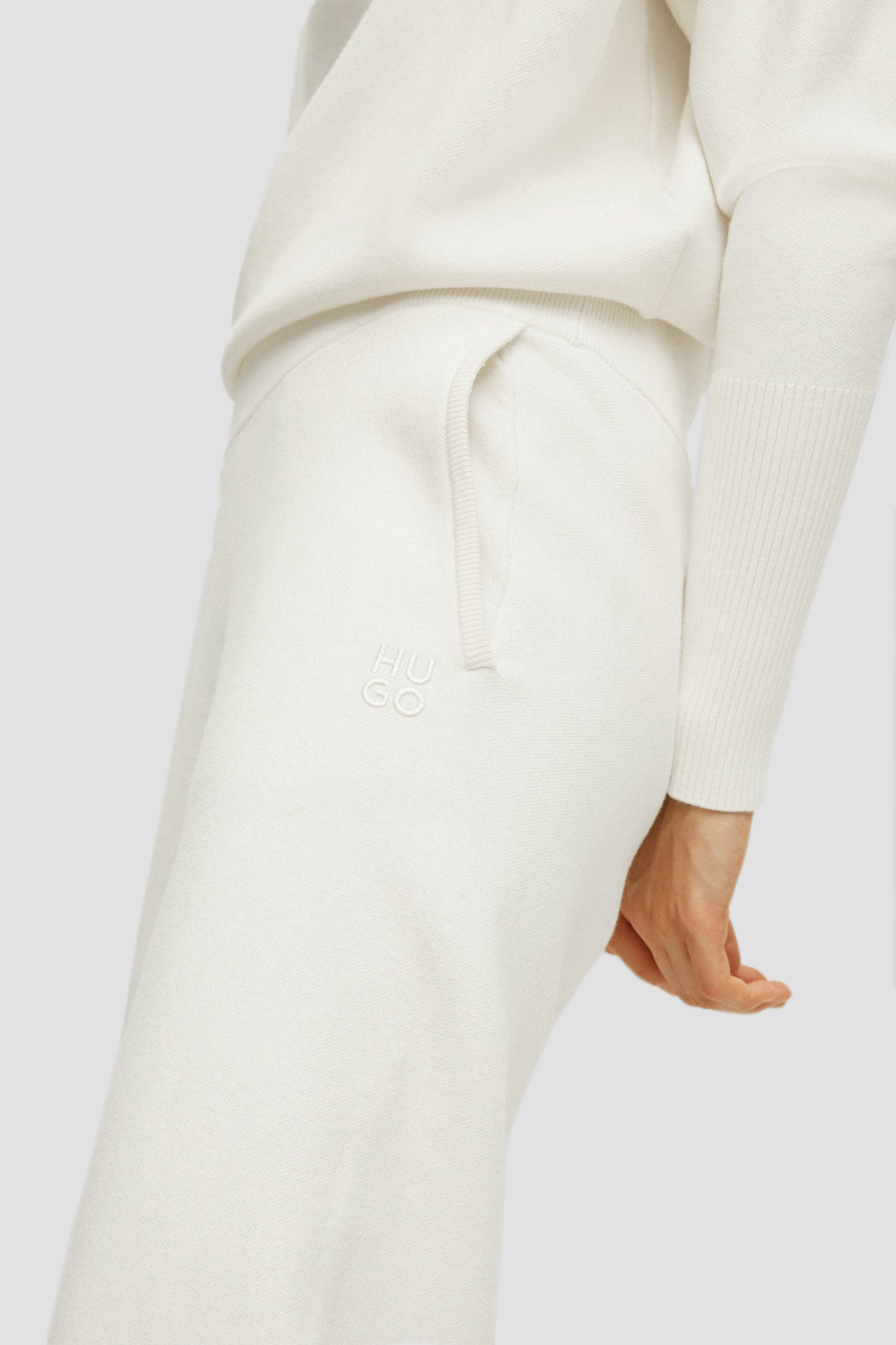 Жіночі білі брюки HUGO 50477140;110