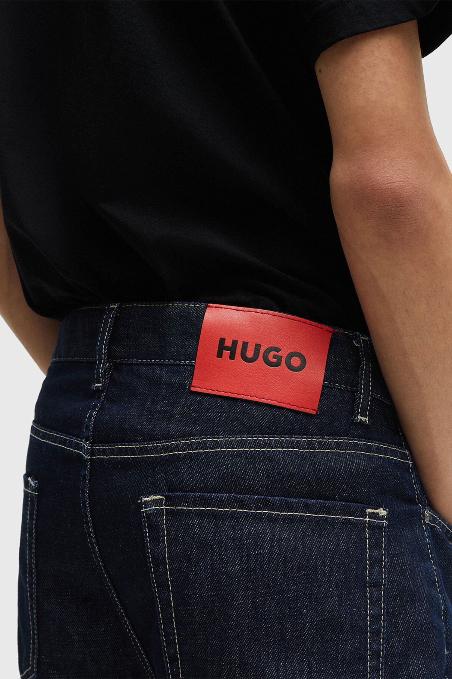 Чоловічі темно-сині джинси HUGO 50511336;401