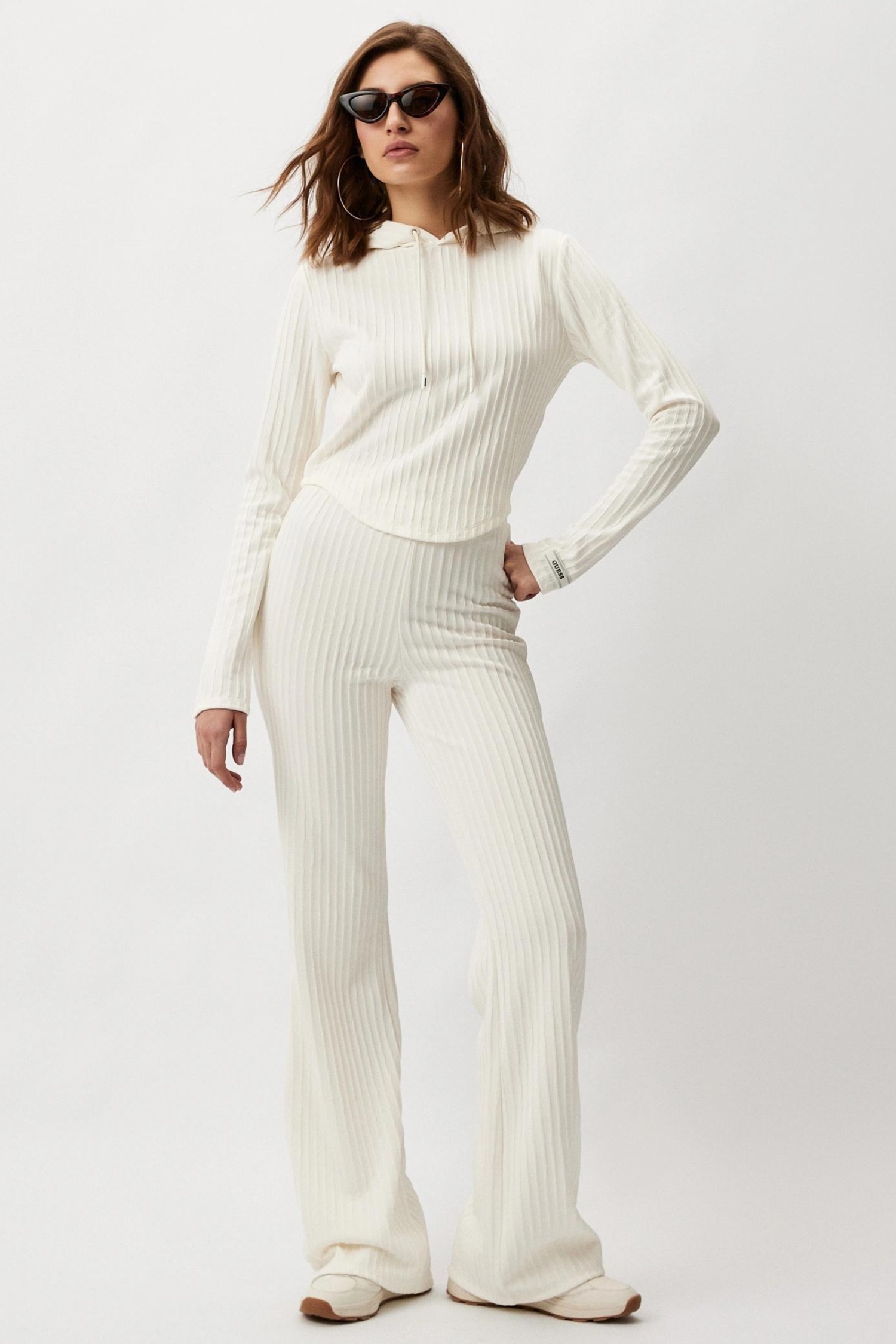 Женское белое худи Guess V4RQ03.KC2U2;G042