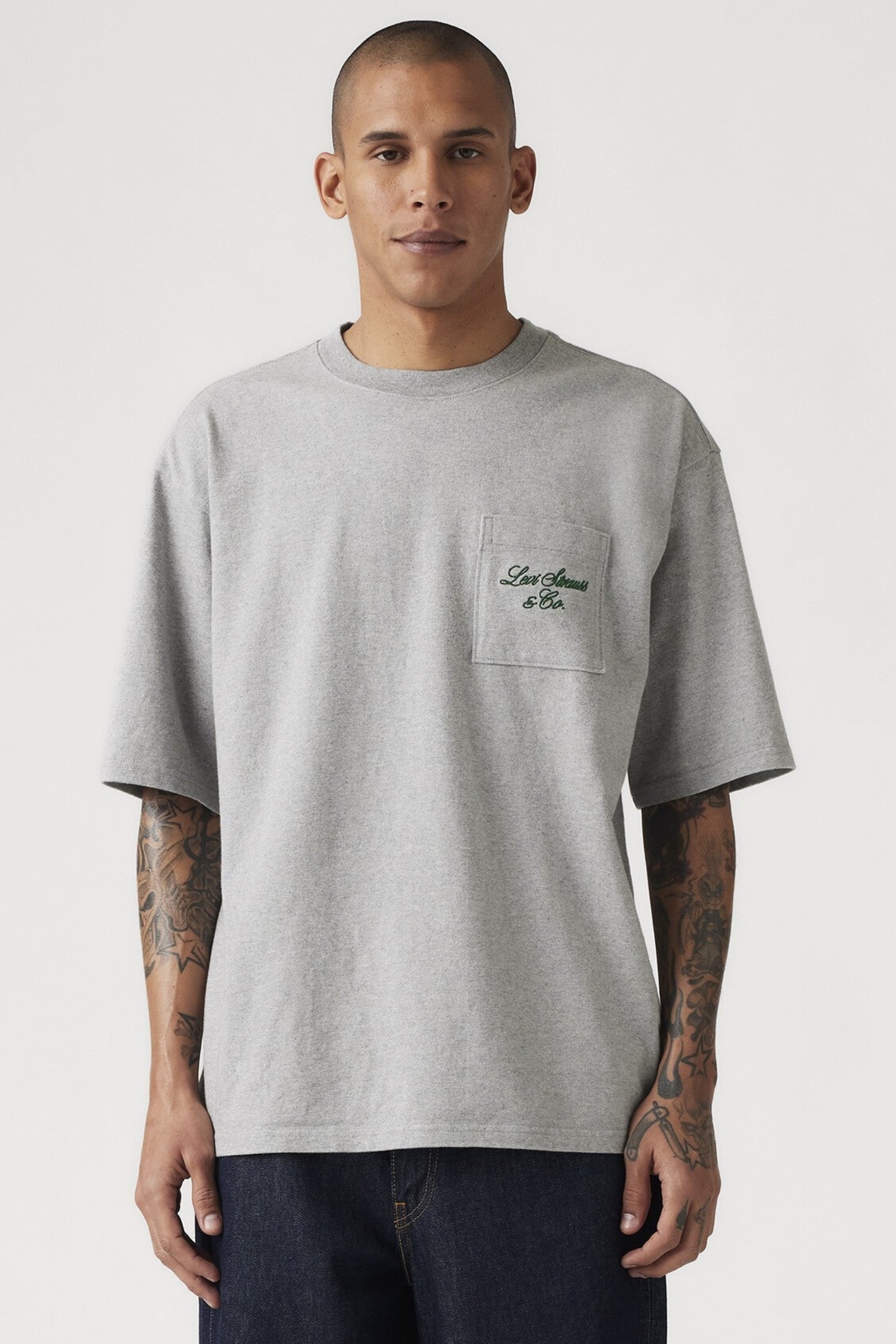 Сіз билегенде белдемшенің астында не бар?