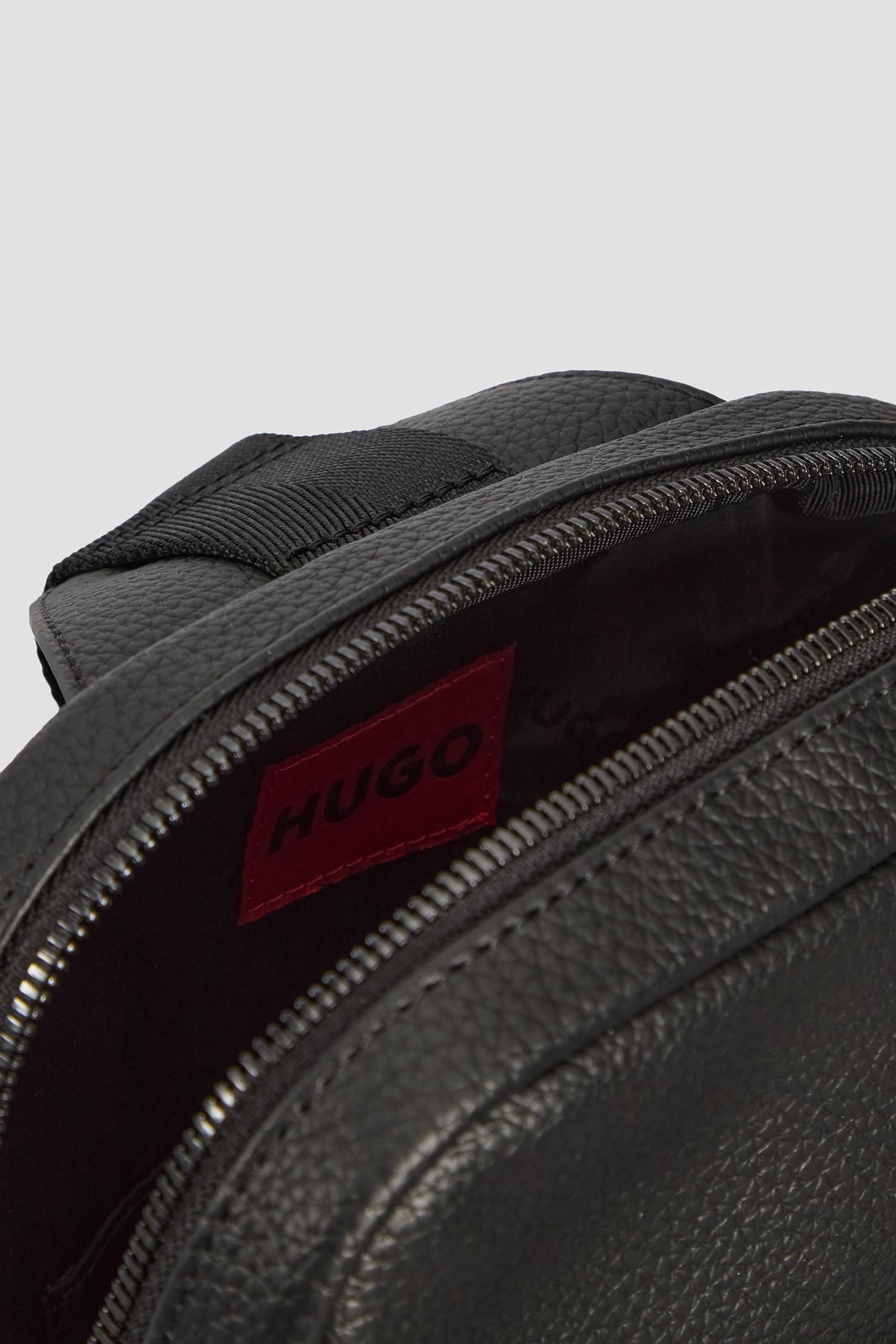 Чоловіча чорна сумка HUGO 50547451;001