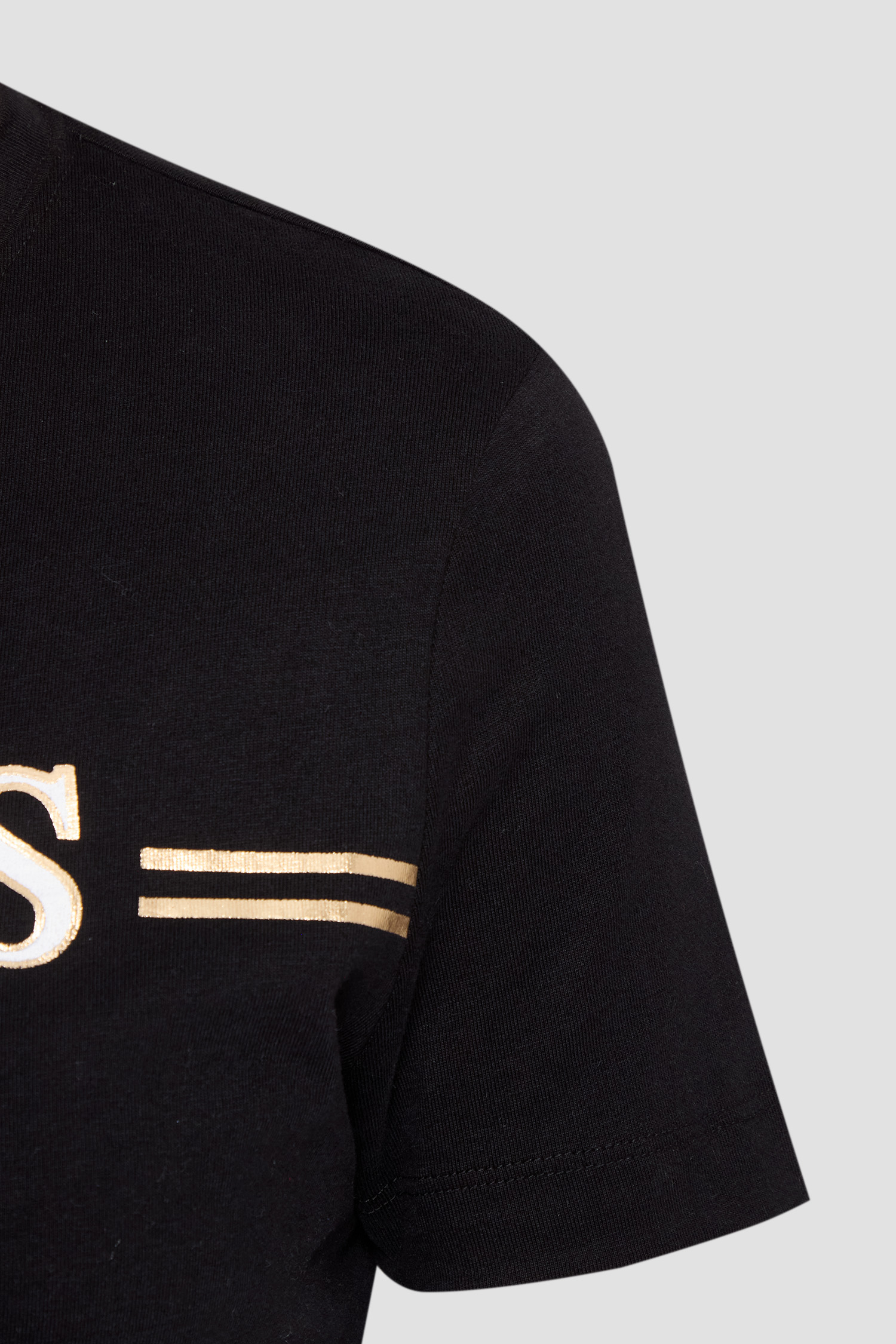 Жіноча чорна футболка Guess V5BI15.KA260;JBLK