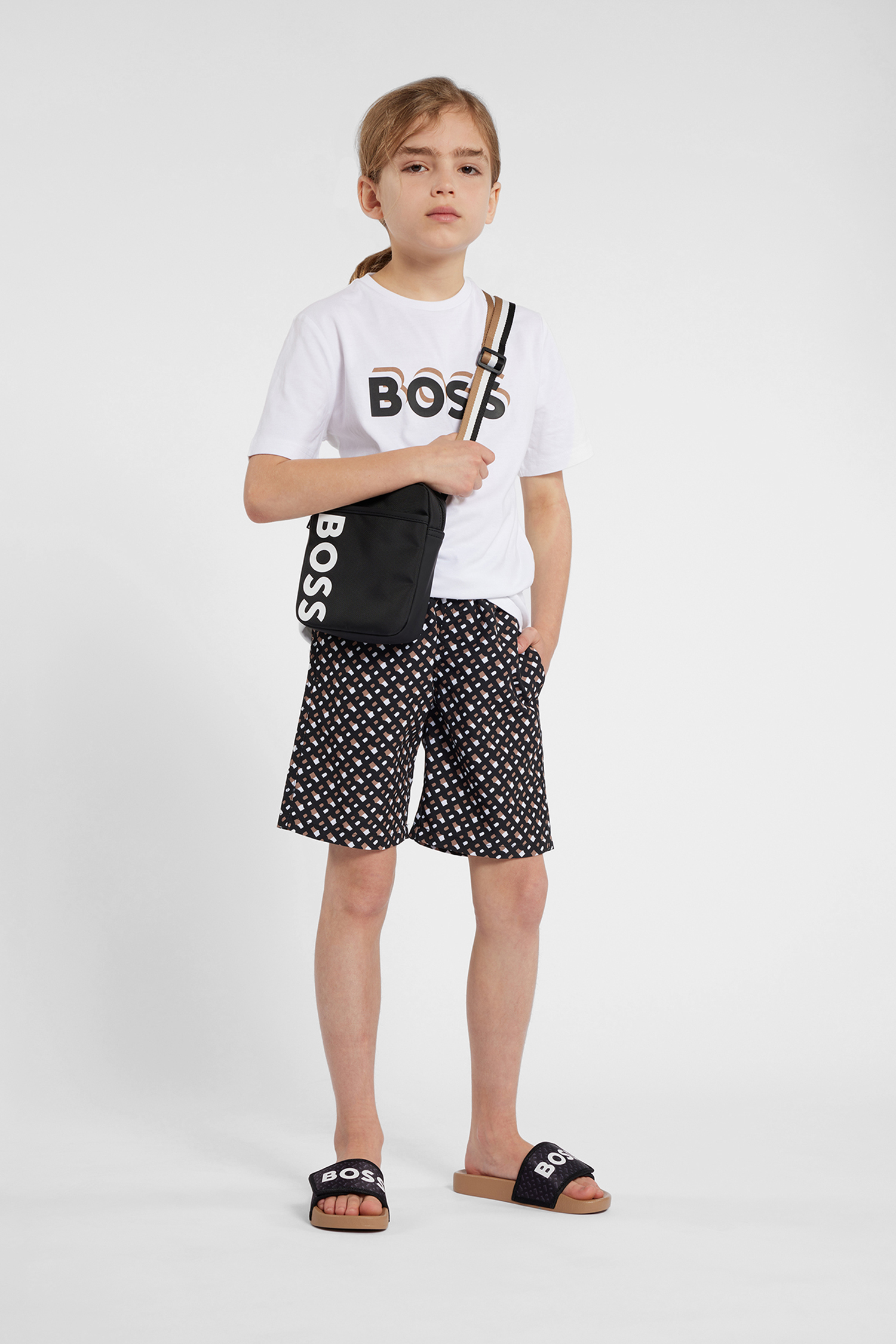 Дитяча біла футболка BOSS kids J50723;10P