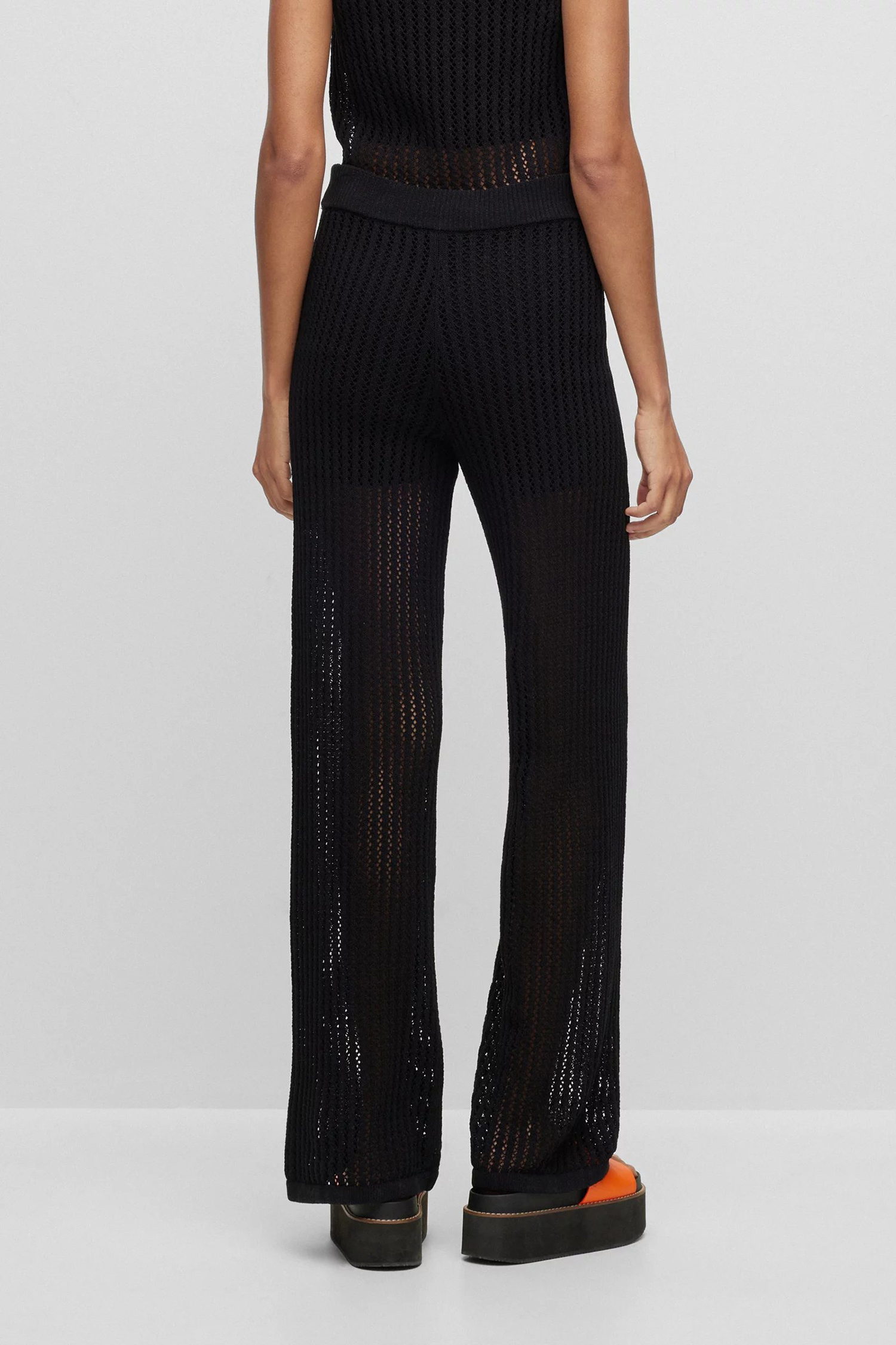 Женские черные брюки HUGO 50486881;001