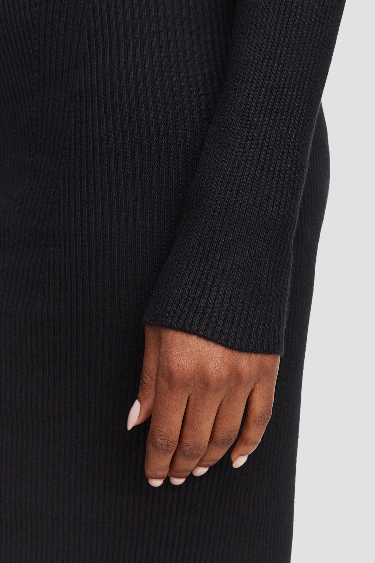 Женское черное платье Guess W6YK33.Z0968;JBLK