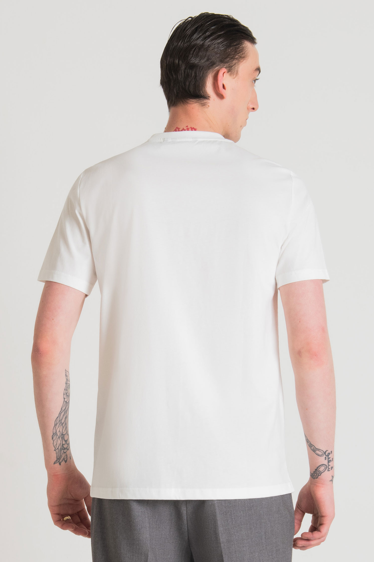 Мужская белая футболка Antony Morato MMKS02321.FA100240;1011