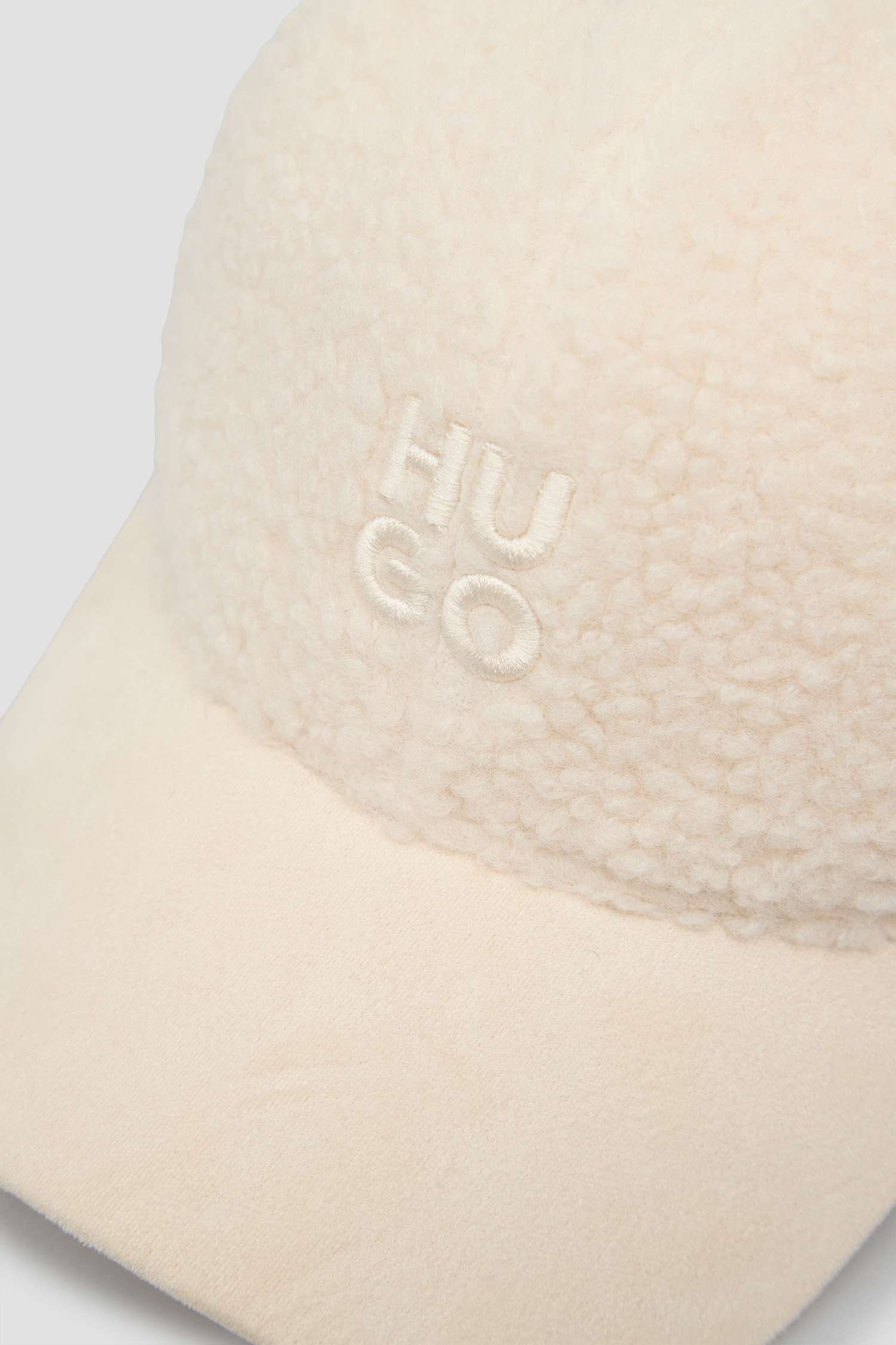 Женская бежевая кепка HUGO 50550618;118