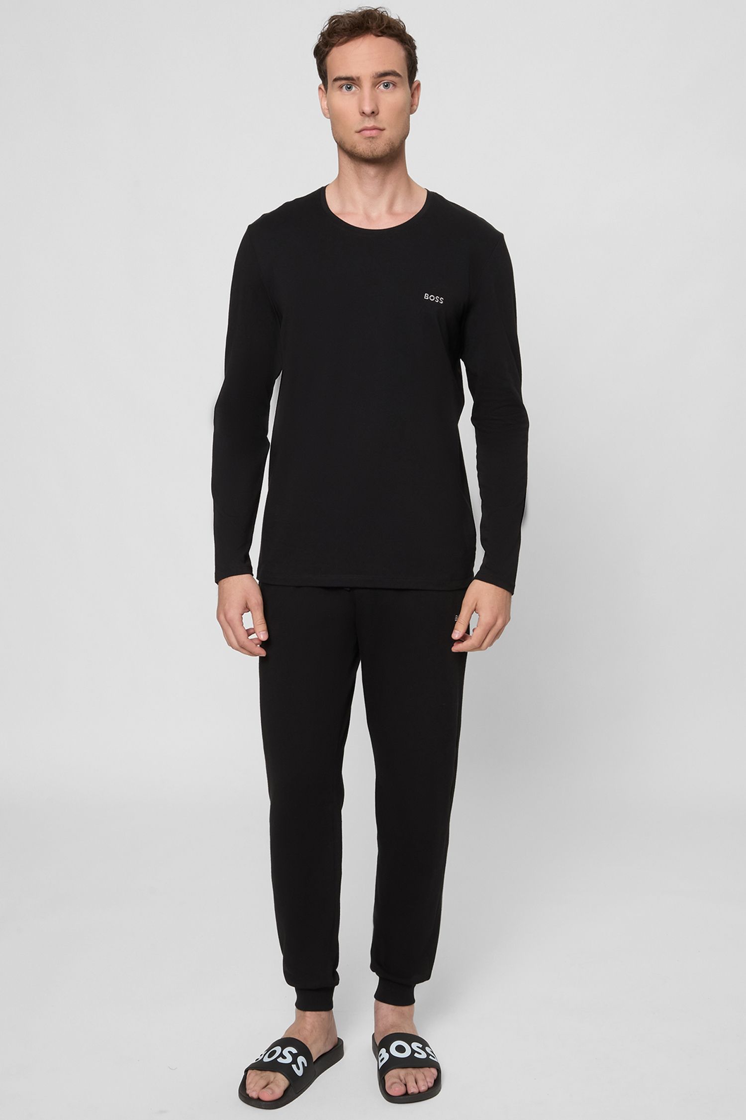 Мужской черный лонгслив BOSS 50515390;001