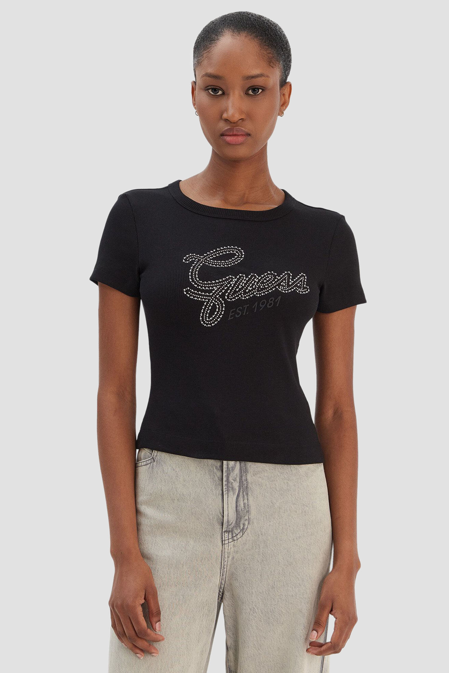 Жіноча чорна футболка Guess W6RI22.KA0H1;JBLK