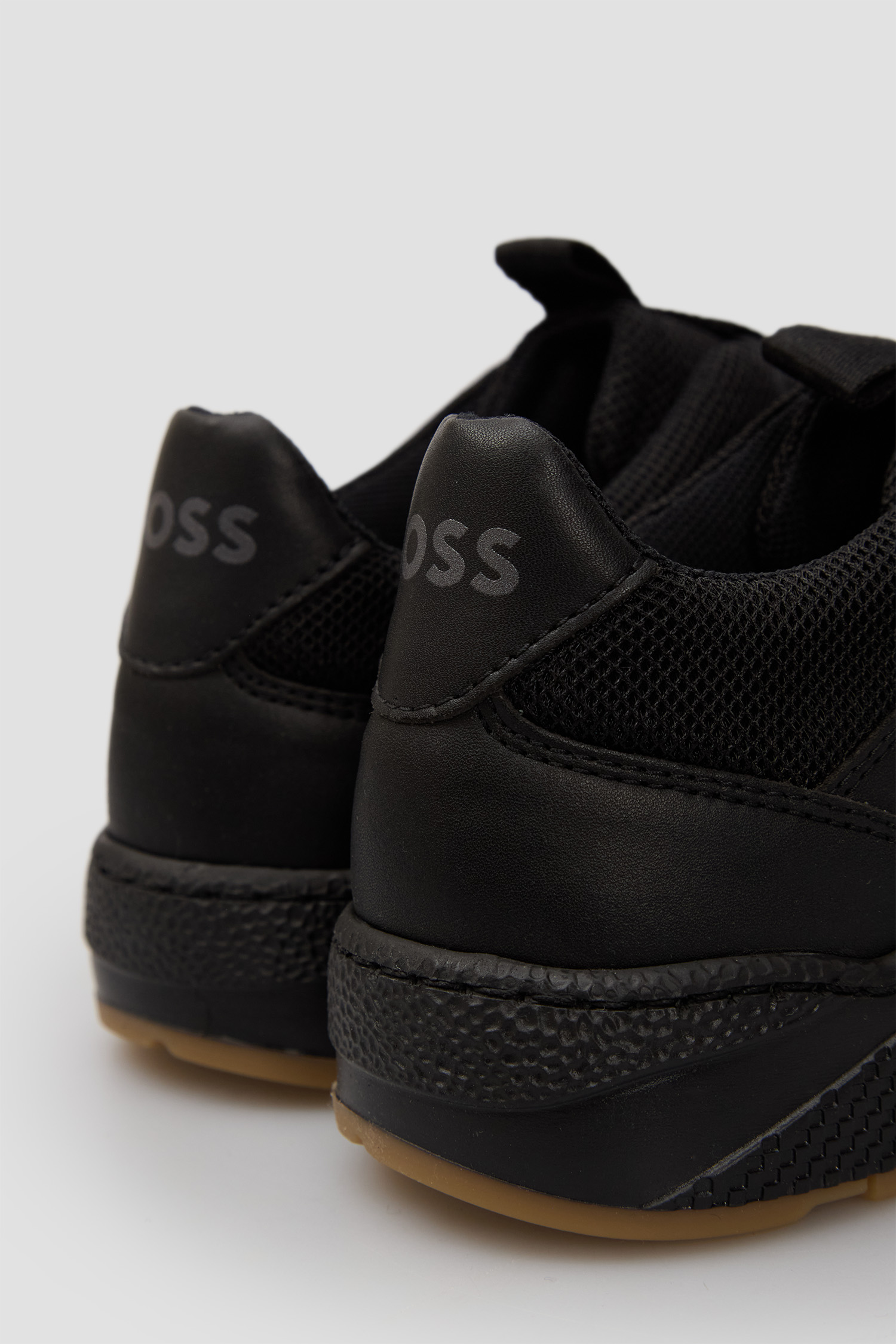 Дитячі чорні кросівки BOSS kids J51648;09B