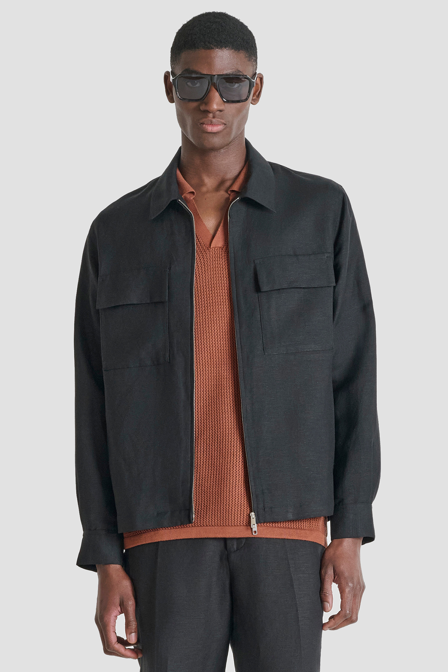 Мужская черная льняная рубашка Antony Morato MMSL00795.FA900135;9000