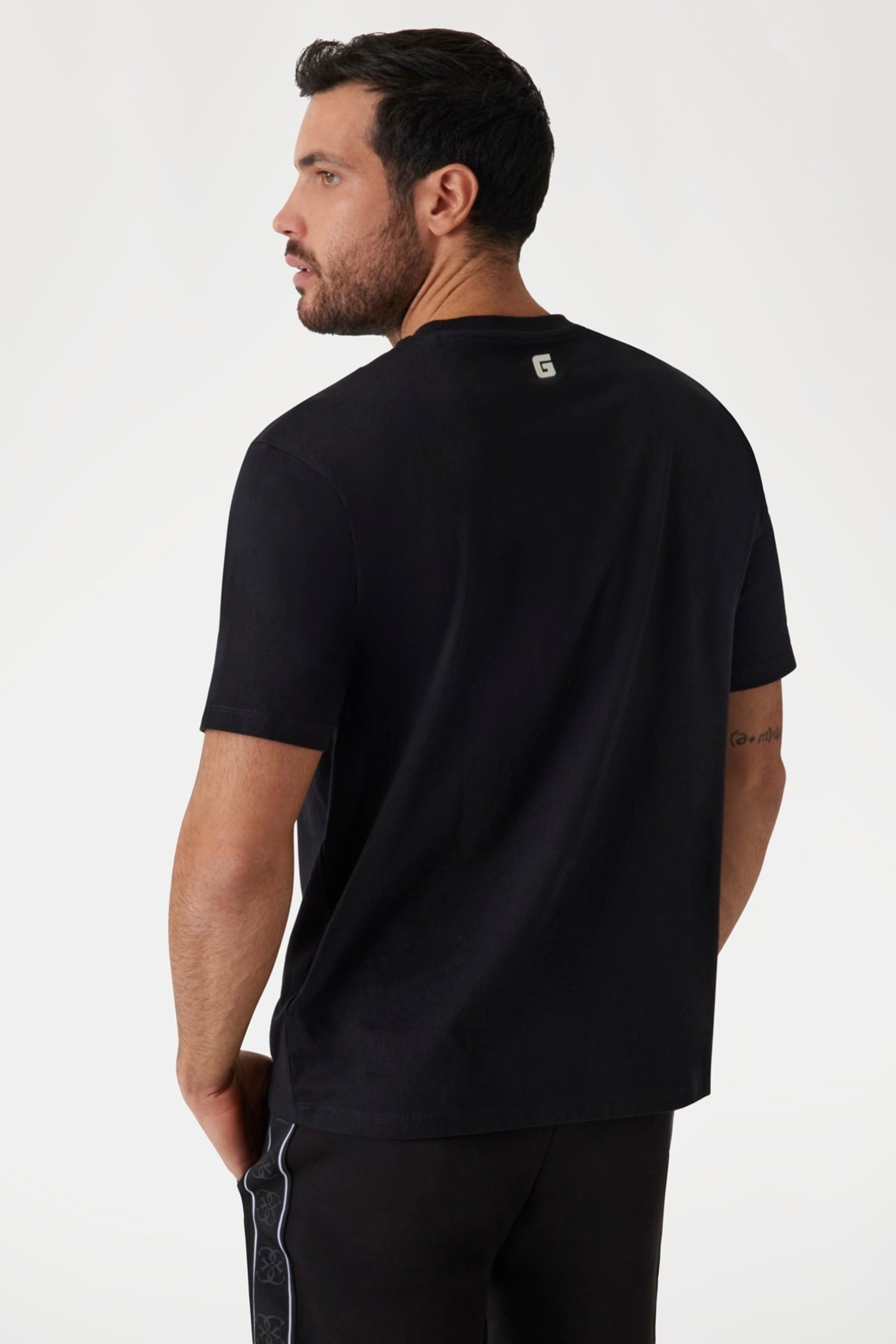 Мужская черная футболка Guess Z5RI11.I3Z14;JBLK