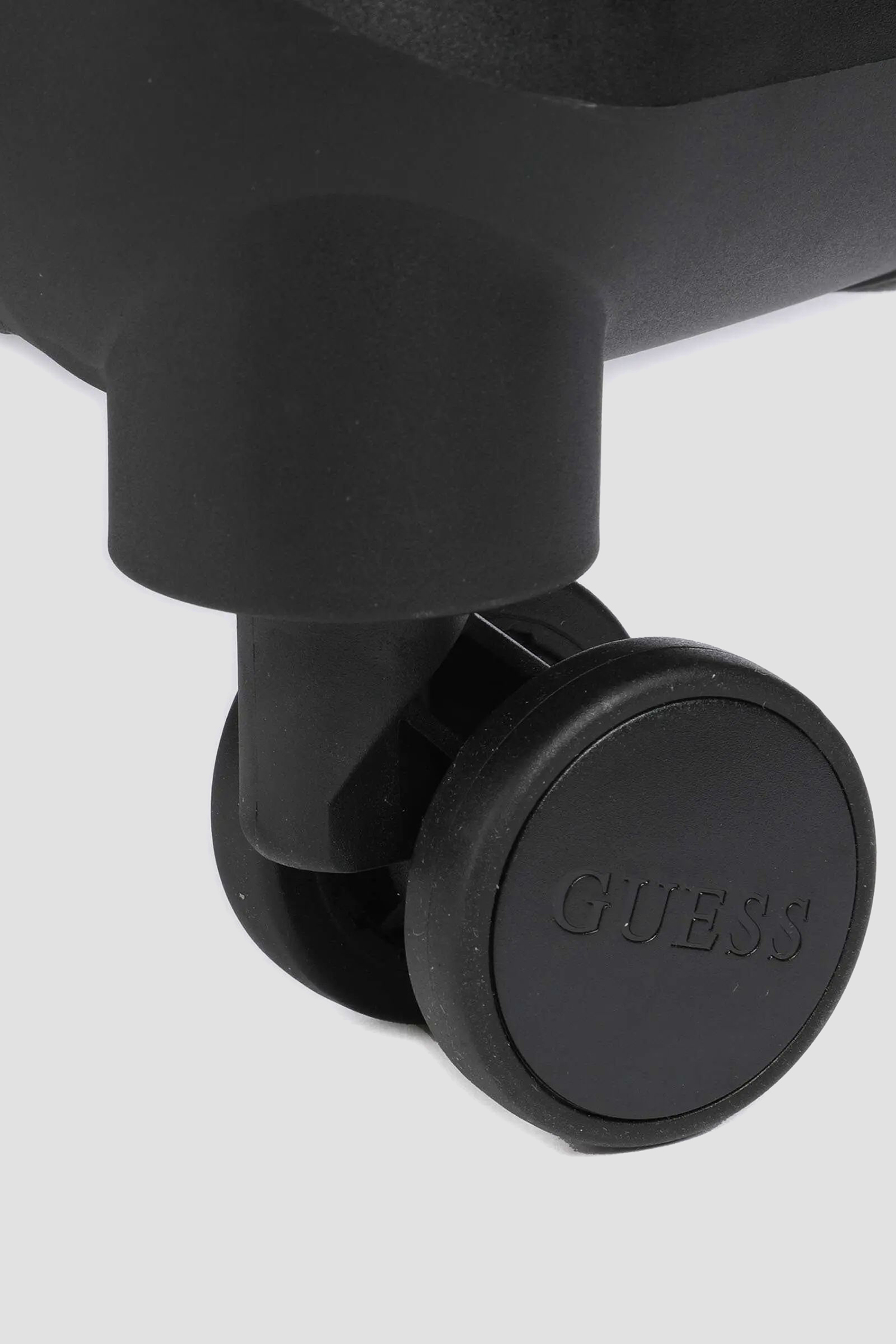 Черный чемодан с узором Guess TWK745.29820;BLA